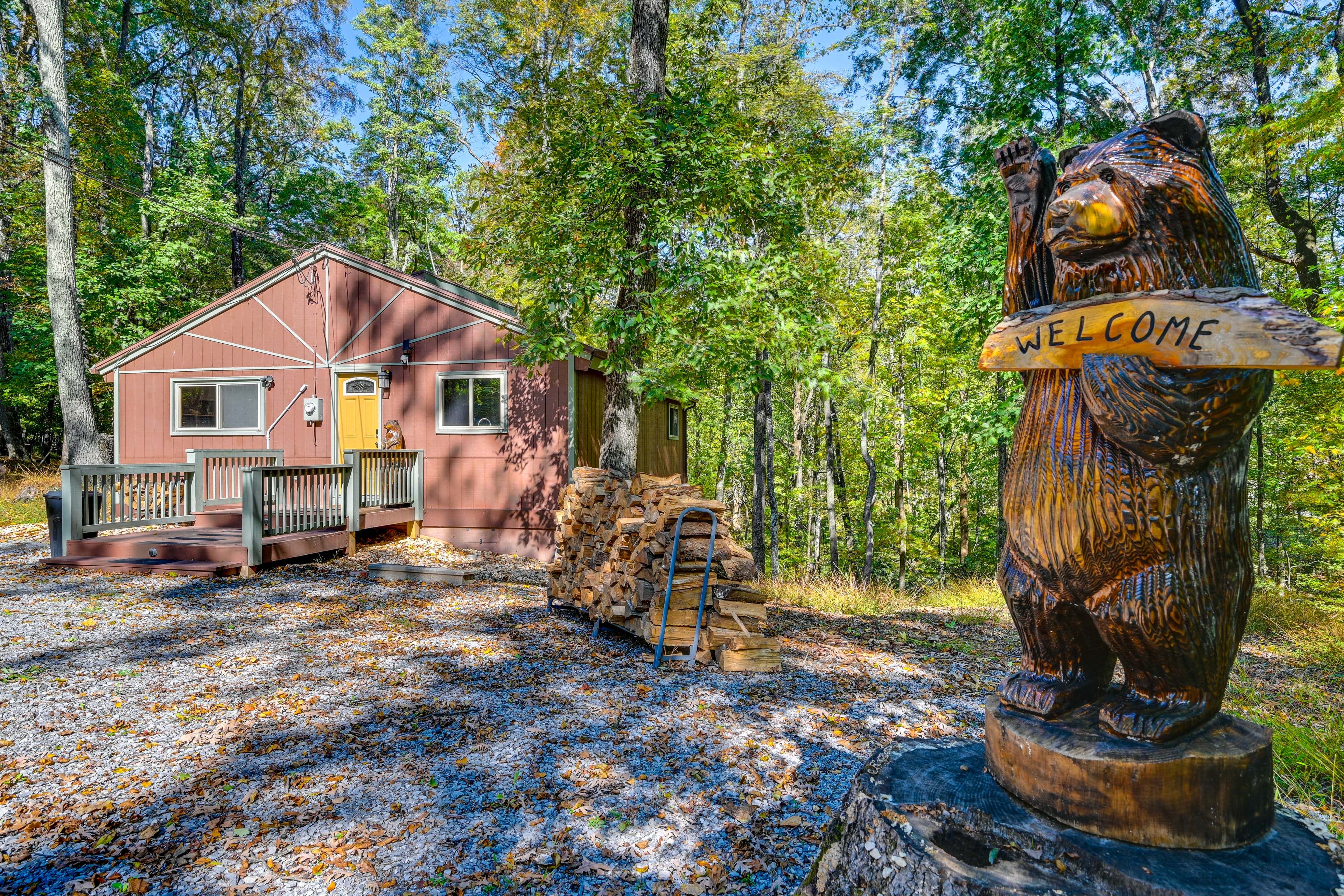 Property Exterior | Single-Story Cabin