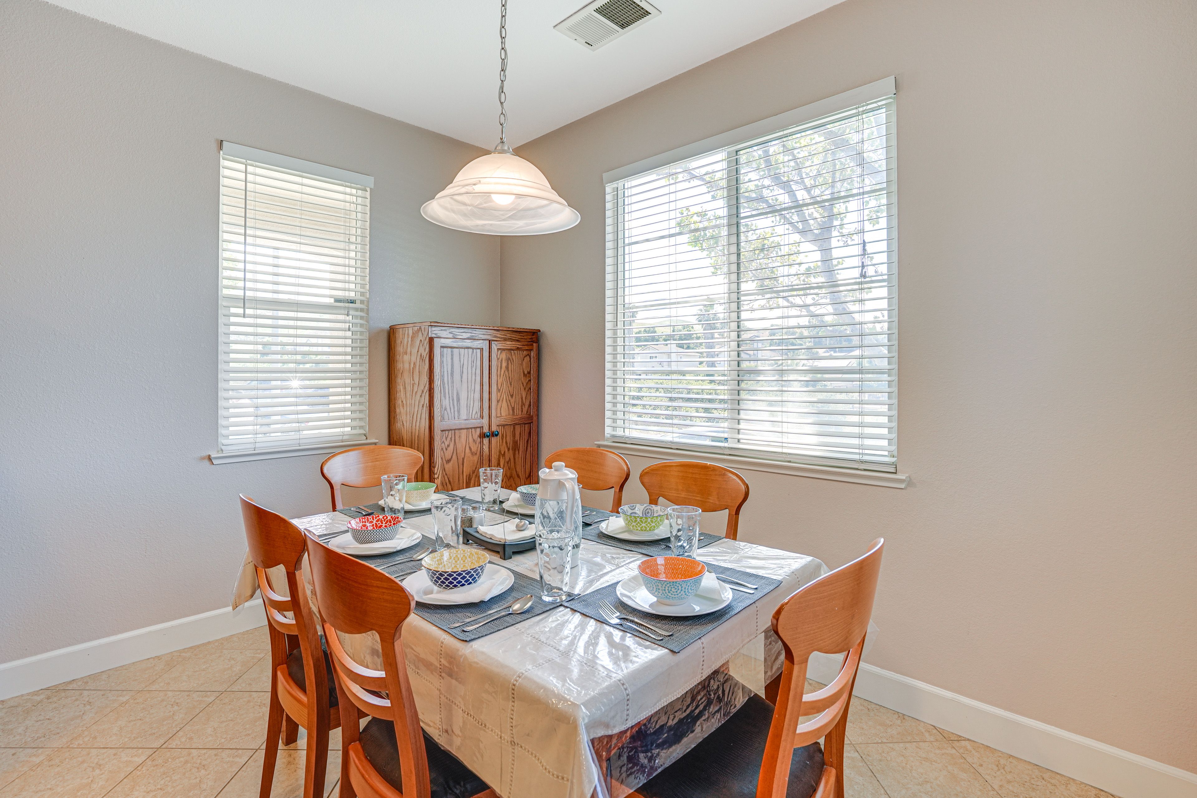 Dining Area | 1st Floor