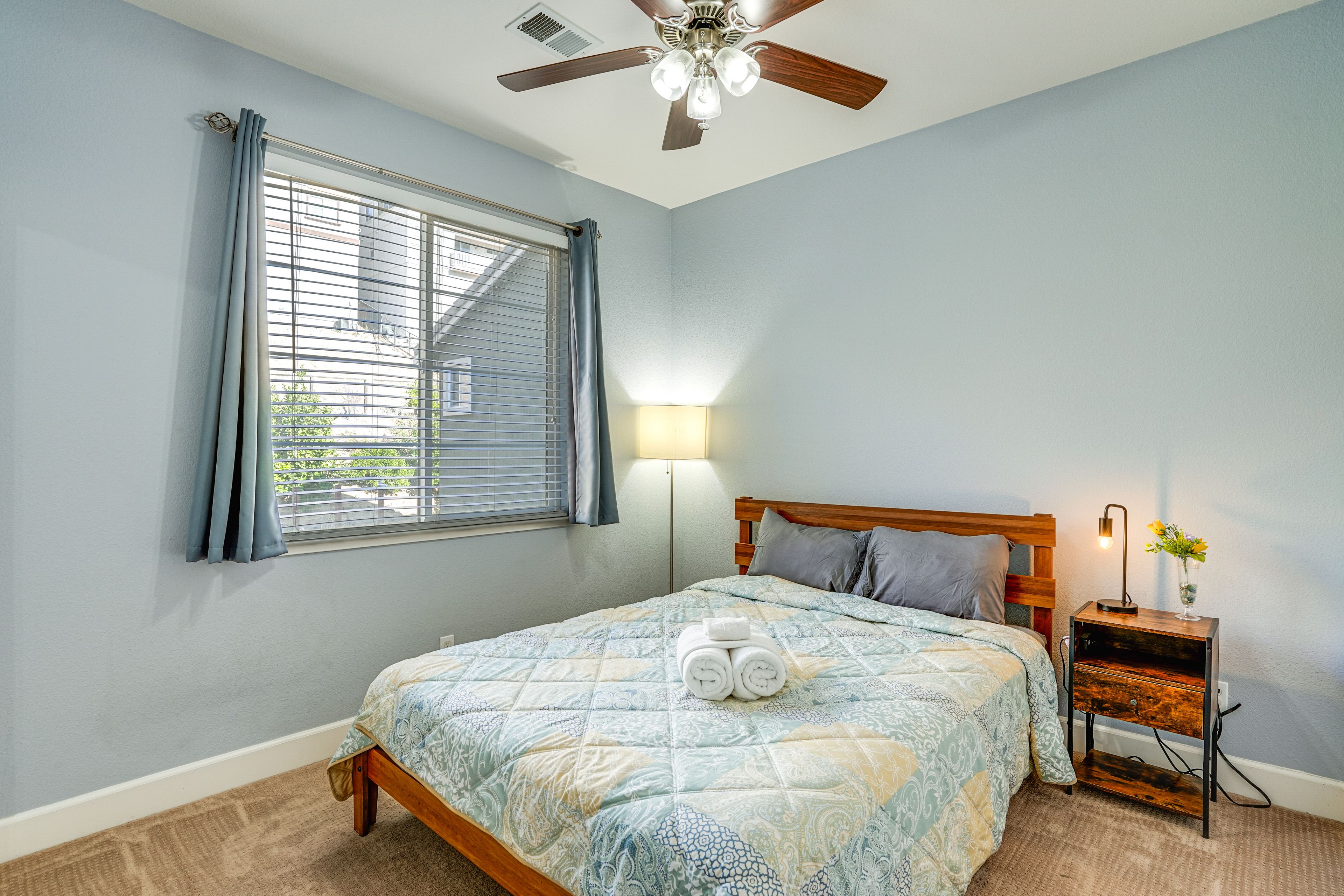 Bedroom 4 | Queen Bed