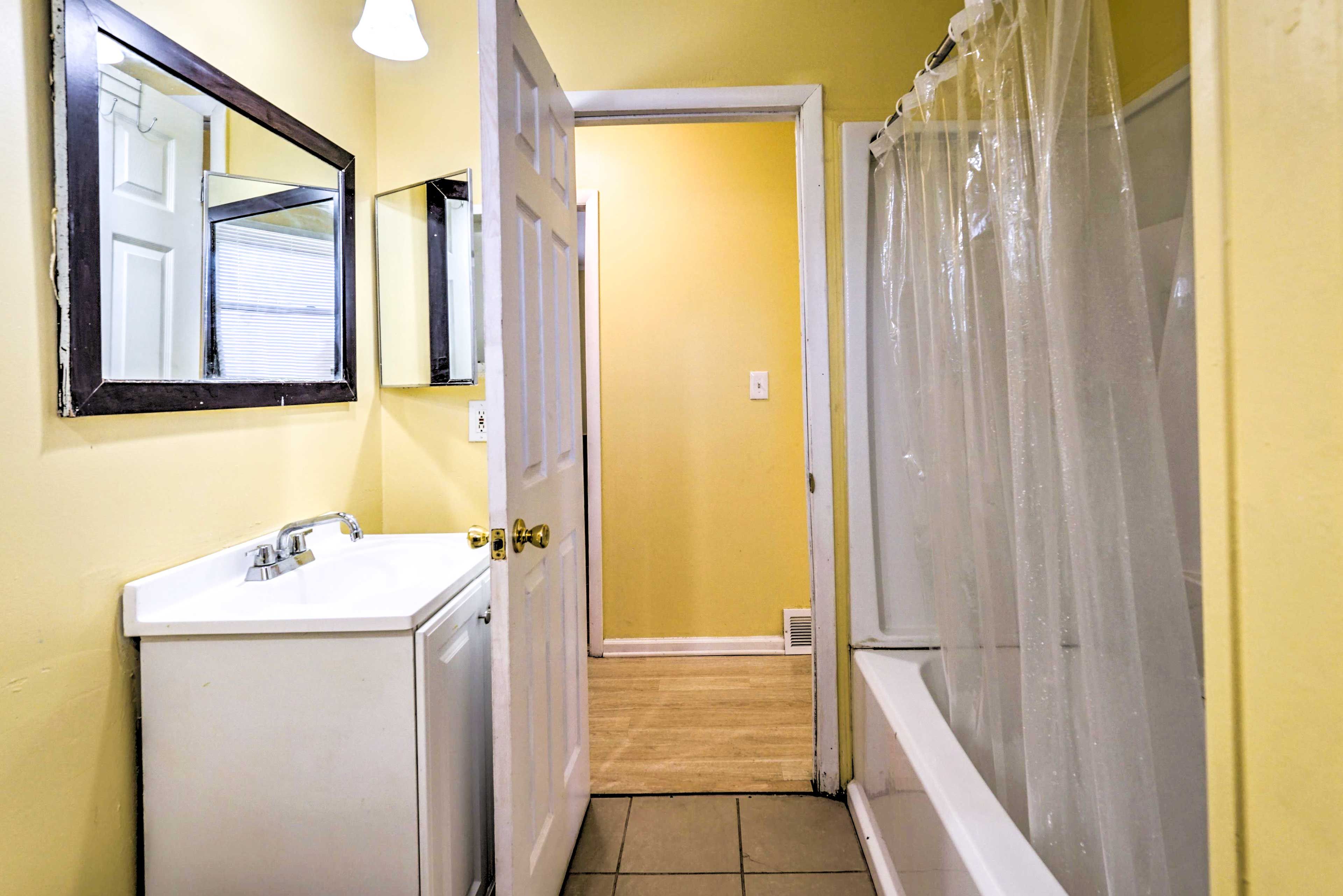 Bathroom | Towels Provided