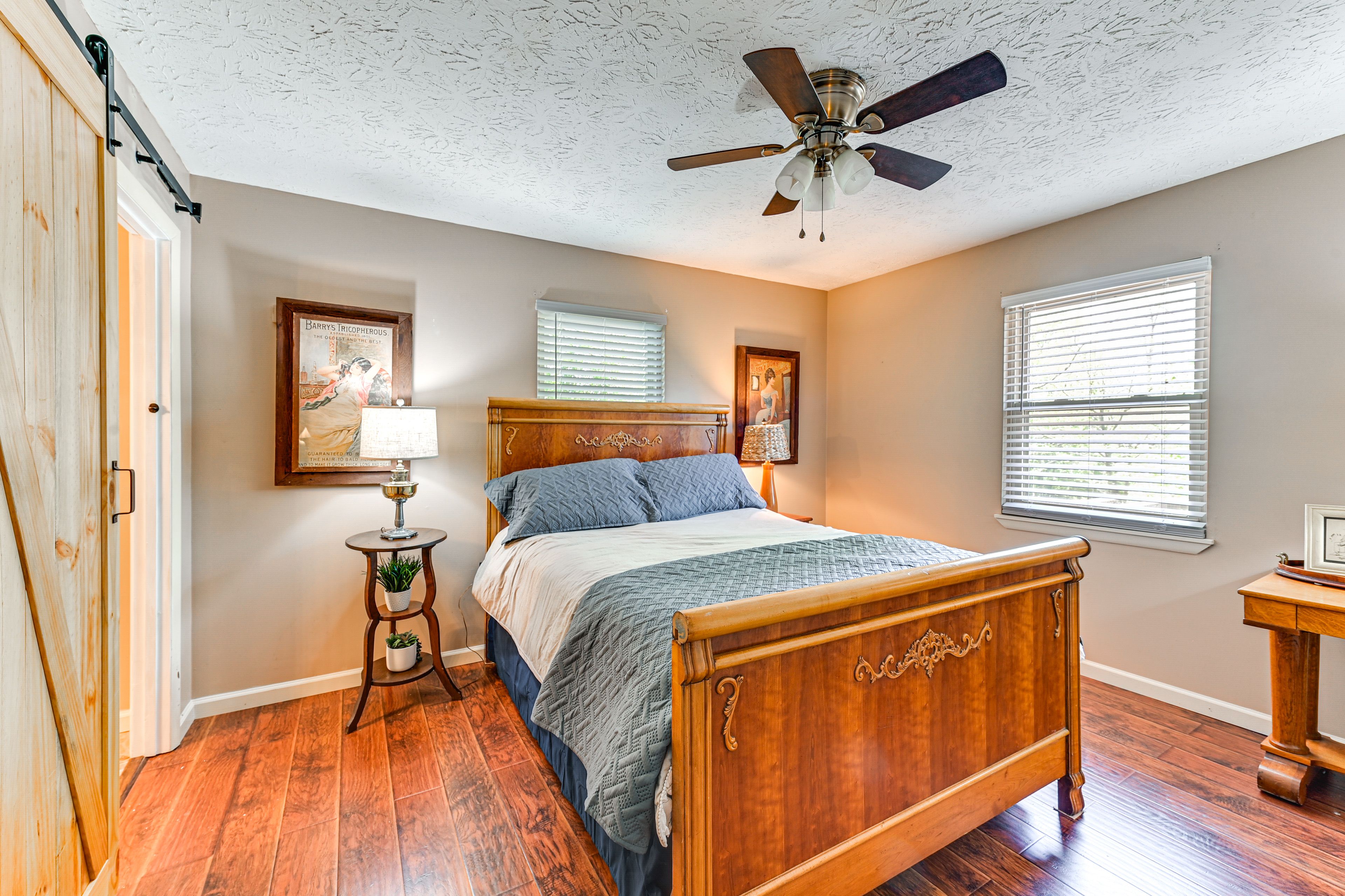 Bedroom 2 | Queen Bed