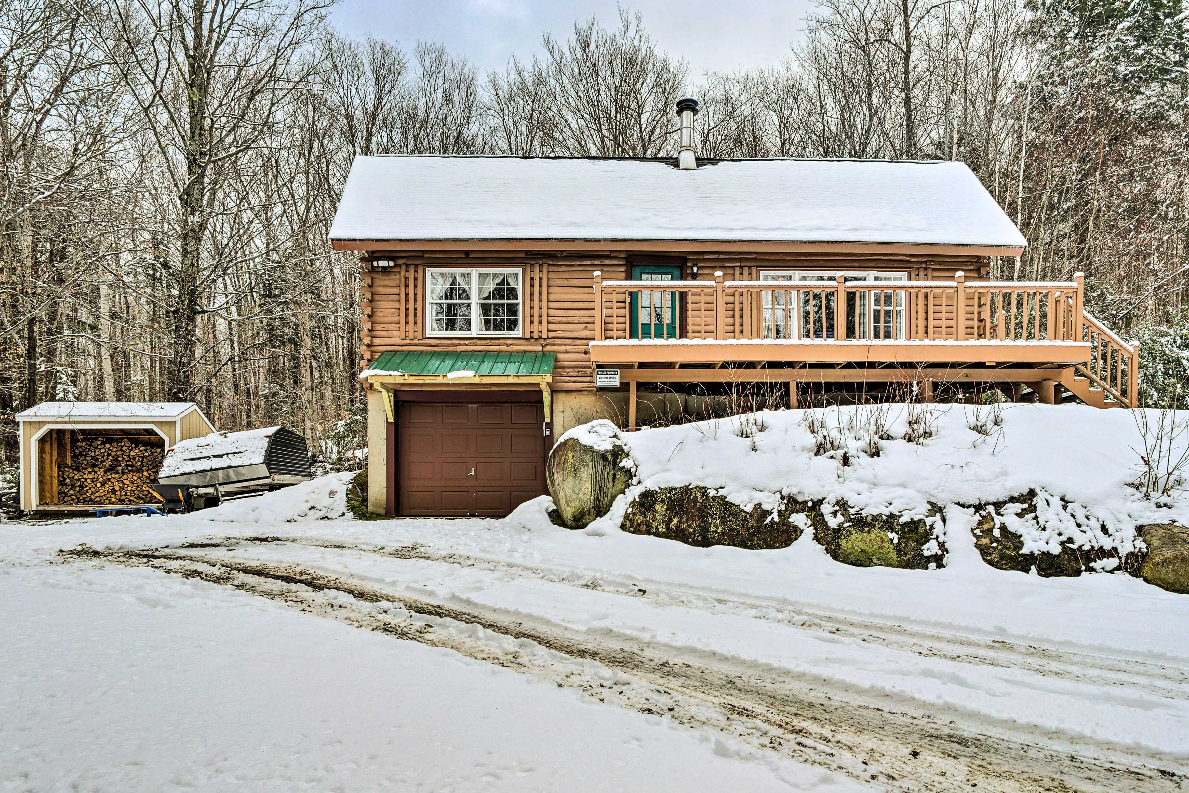 Parking | Driveway (6 vehicles) | RV/Trailer Parking Available