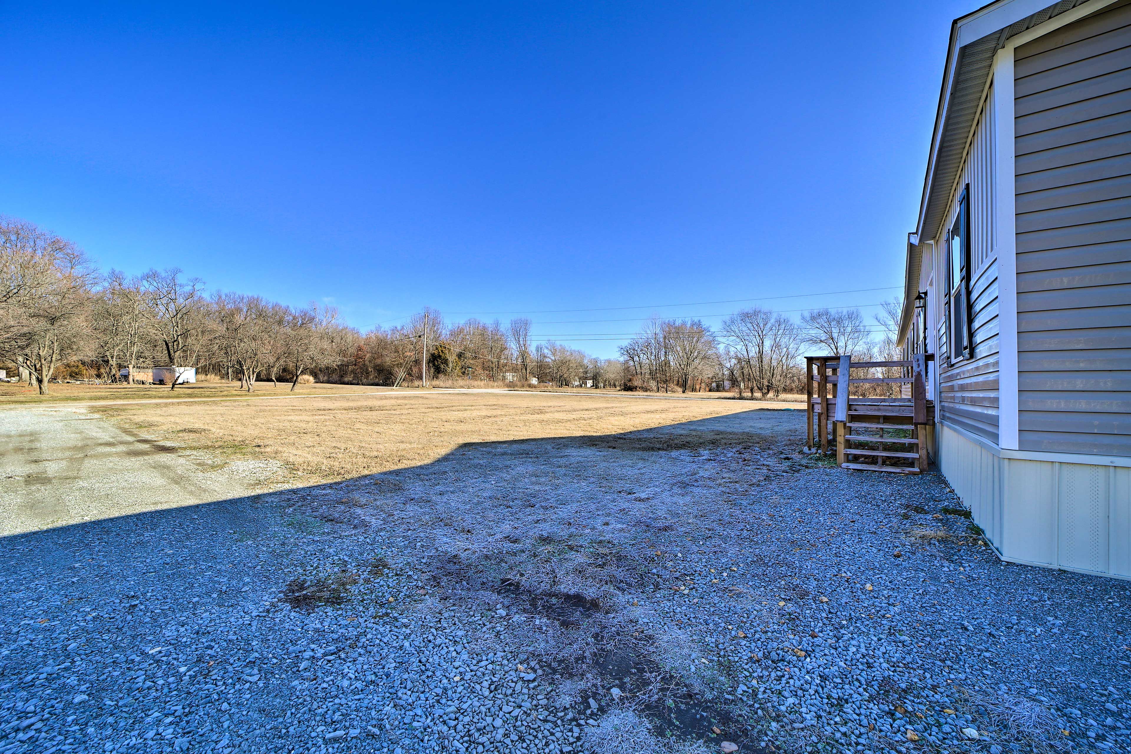 Parking | Gravel Driveway (3 Vehicles) | RV & Trailer Parking Available