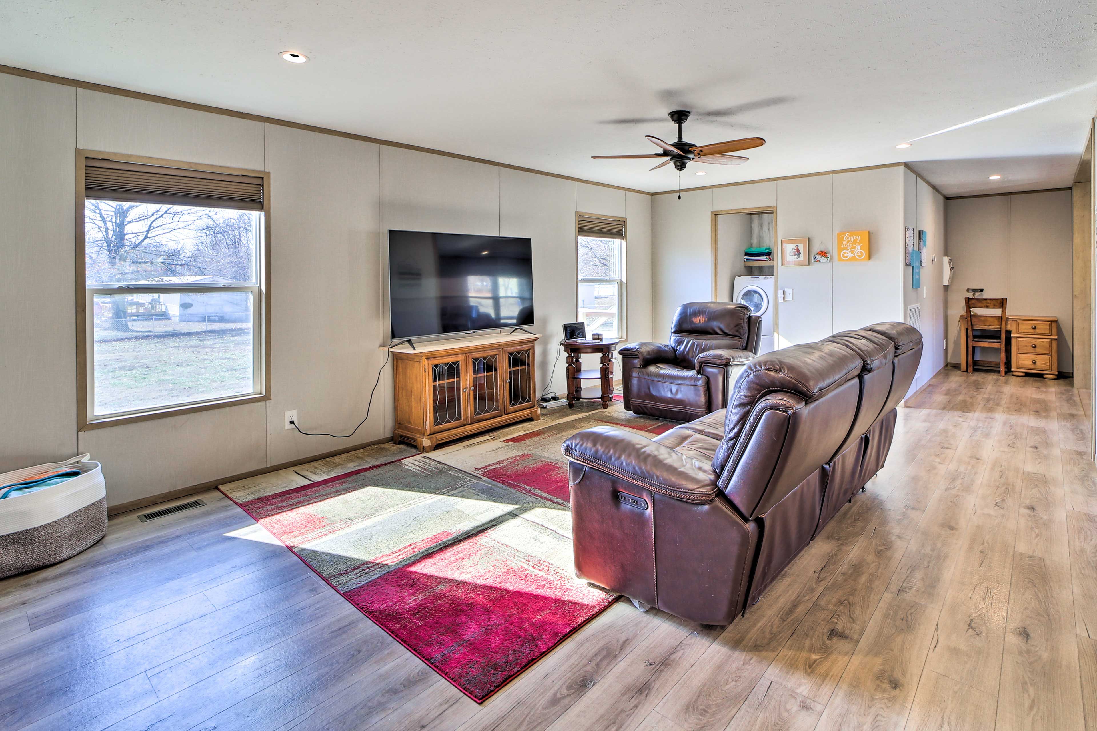 Living Room | Central A/C & Heating
