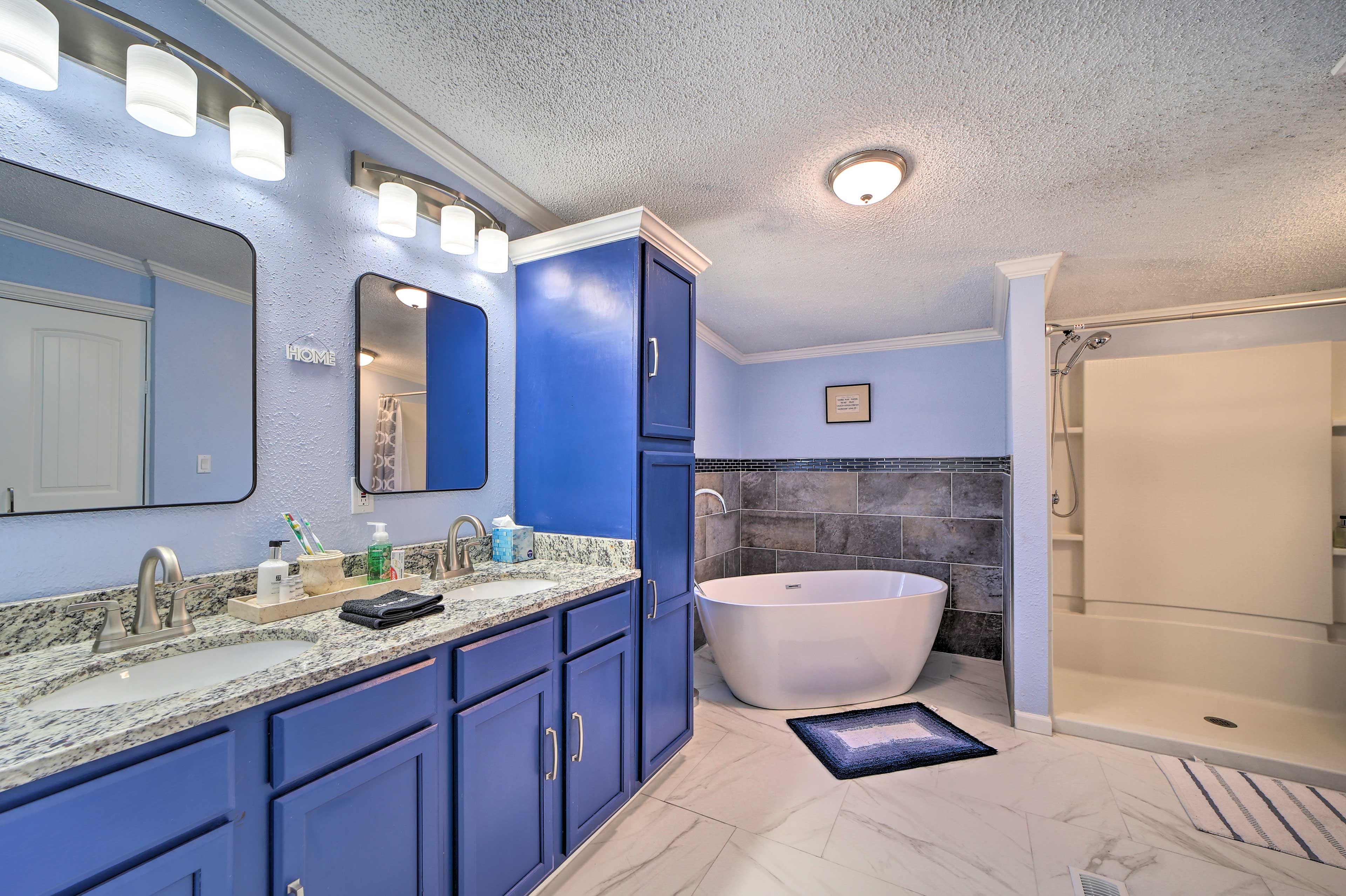 En-Suite Bathroom | Complimentary Toiletries