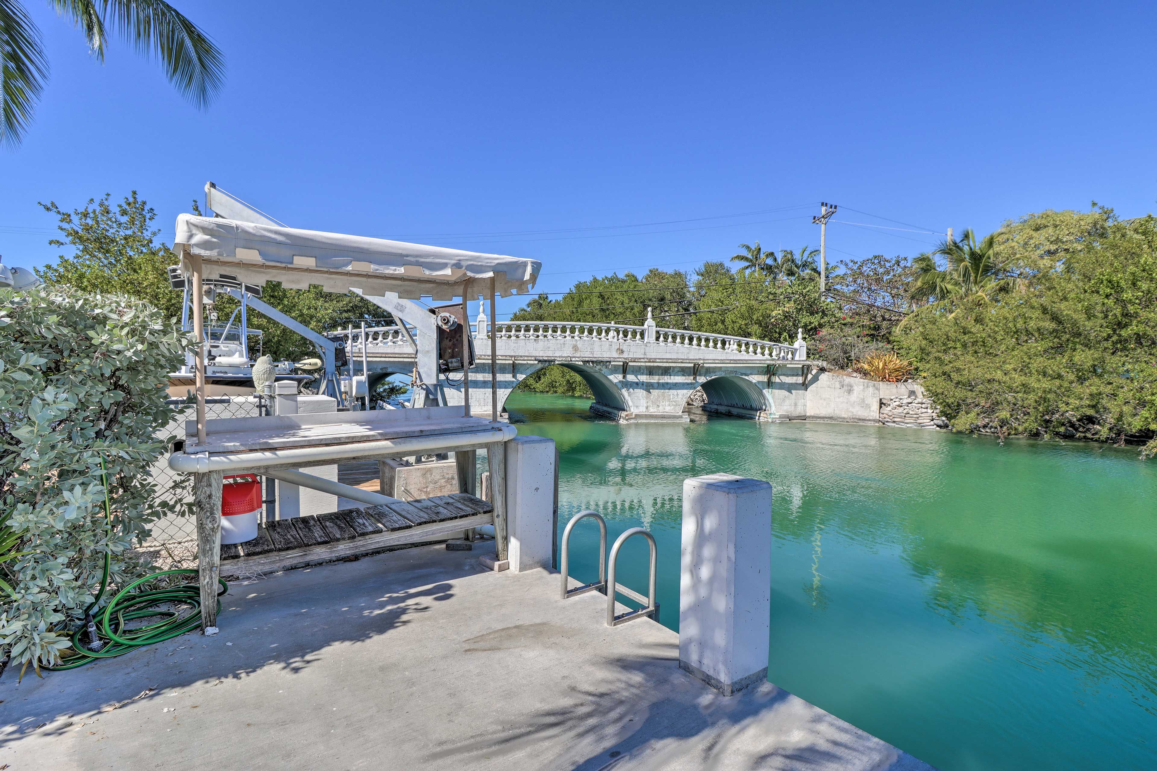 Canal | Shared Boat Dock