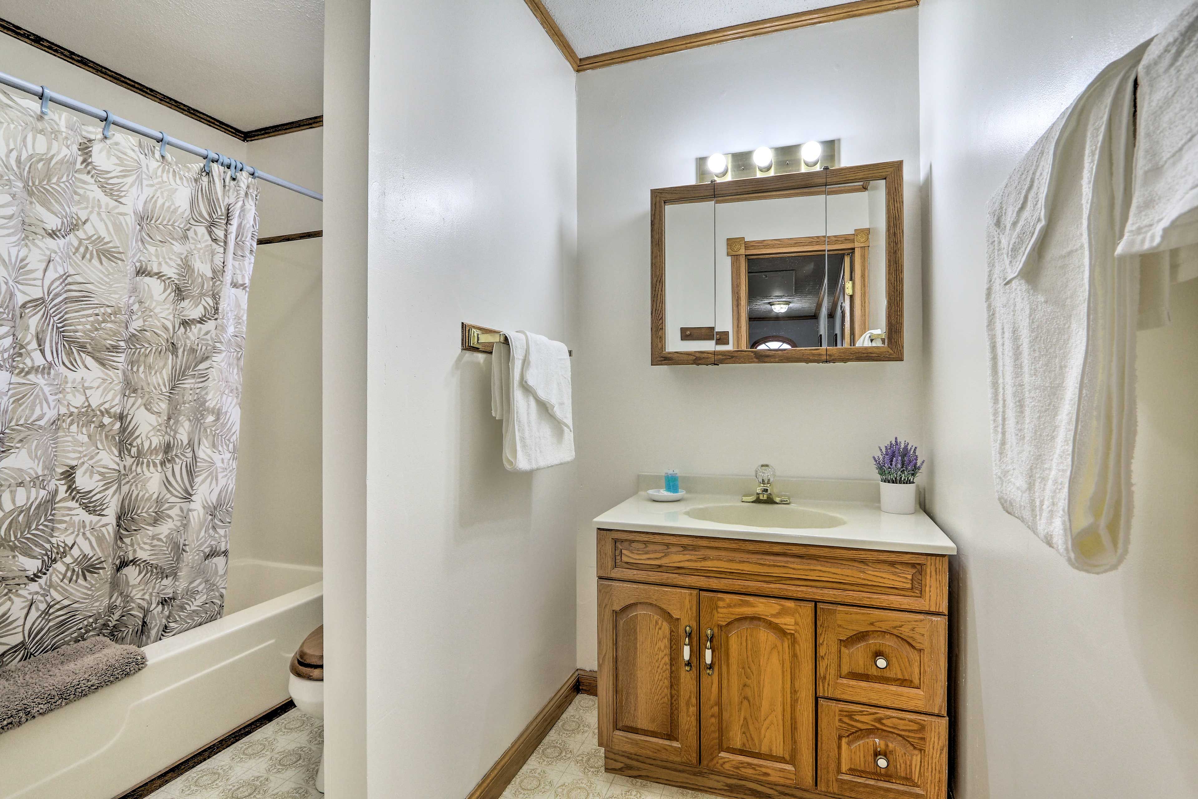 Full Bathroom