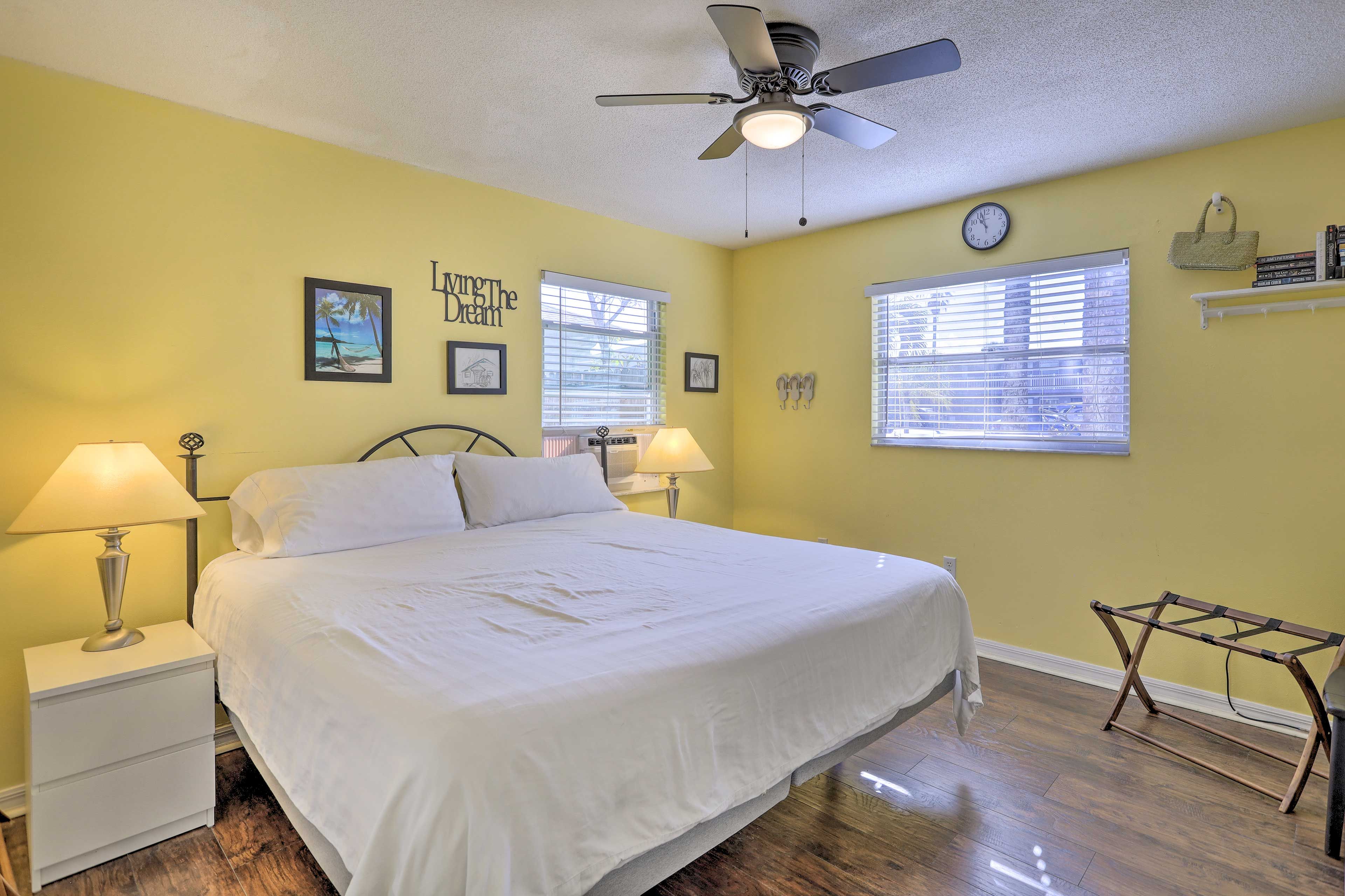 Bedroom 1 | King Bed | Linens Provided