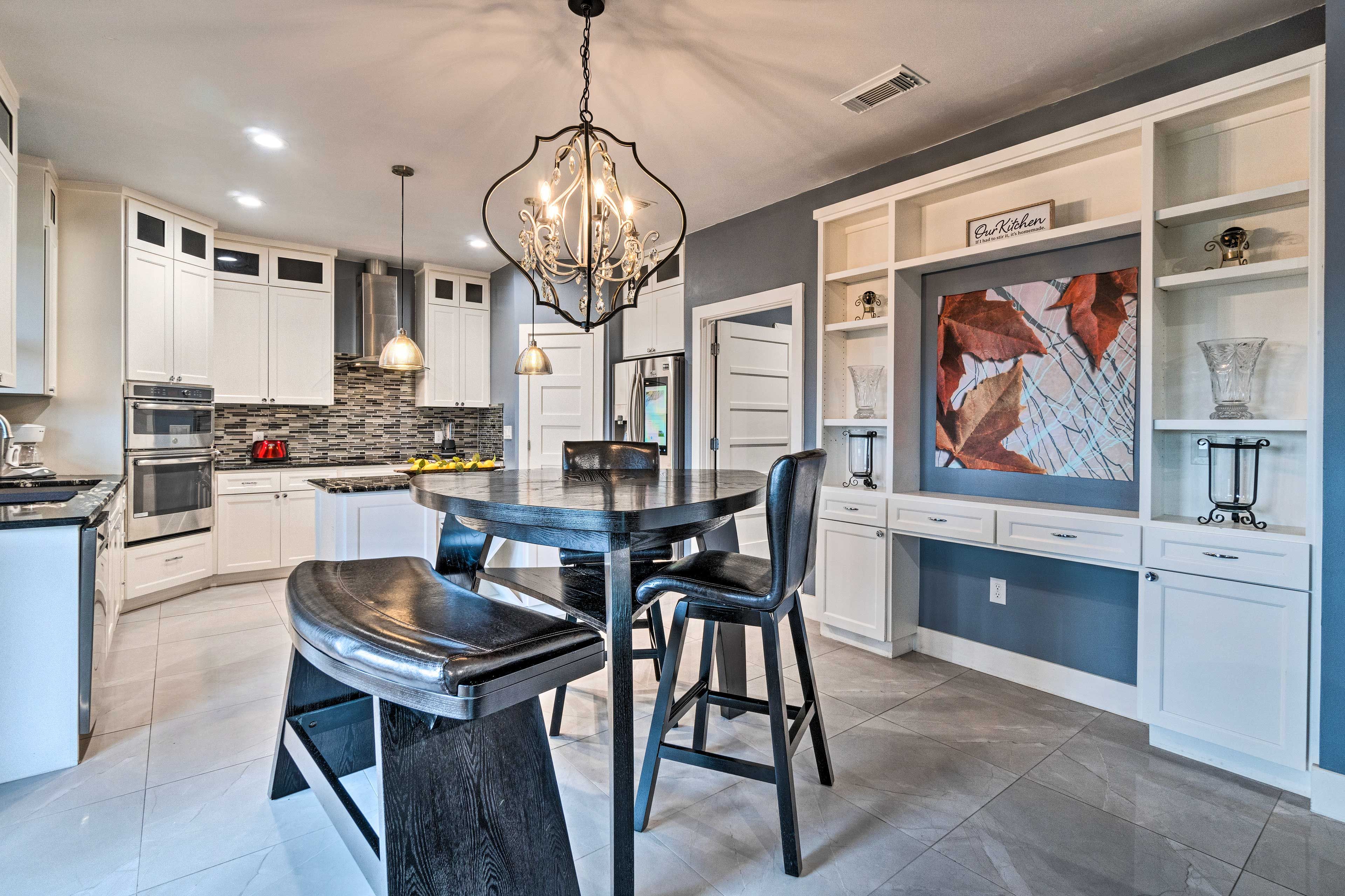 Dining Area | 1st Floor