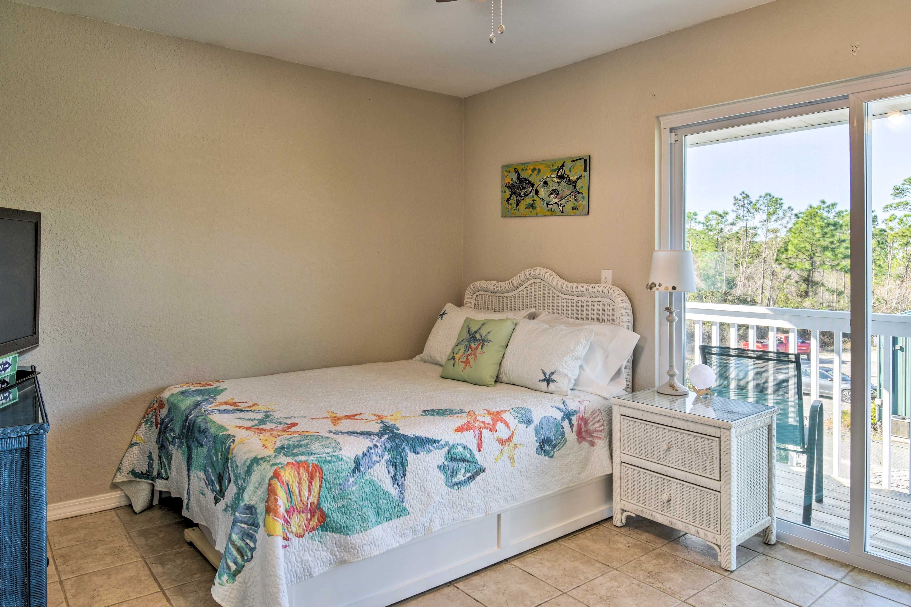 Bedroom 2 | Queen Bed w/ Twin Trundle | En-Suite Bathroom