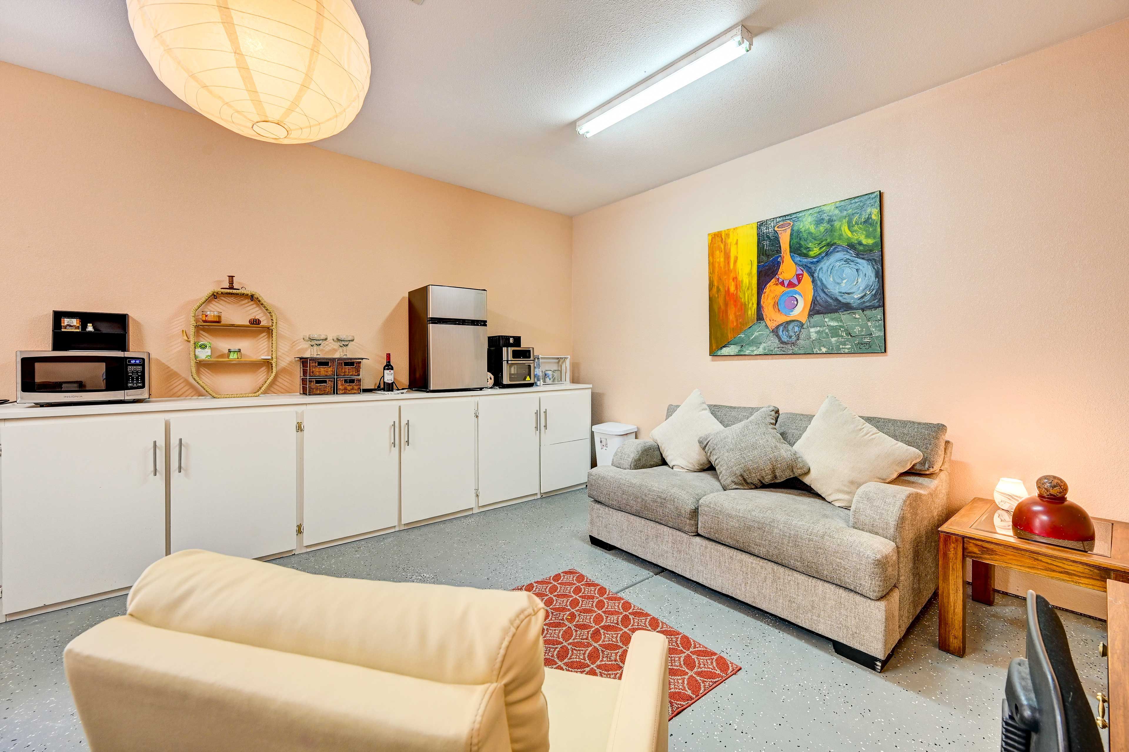 Living Area | Desk Area | Kitchenette | Dining Table | Free WiFi