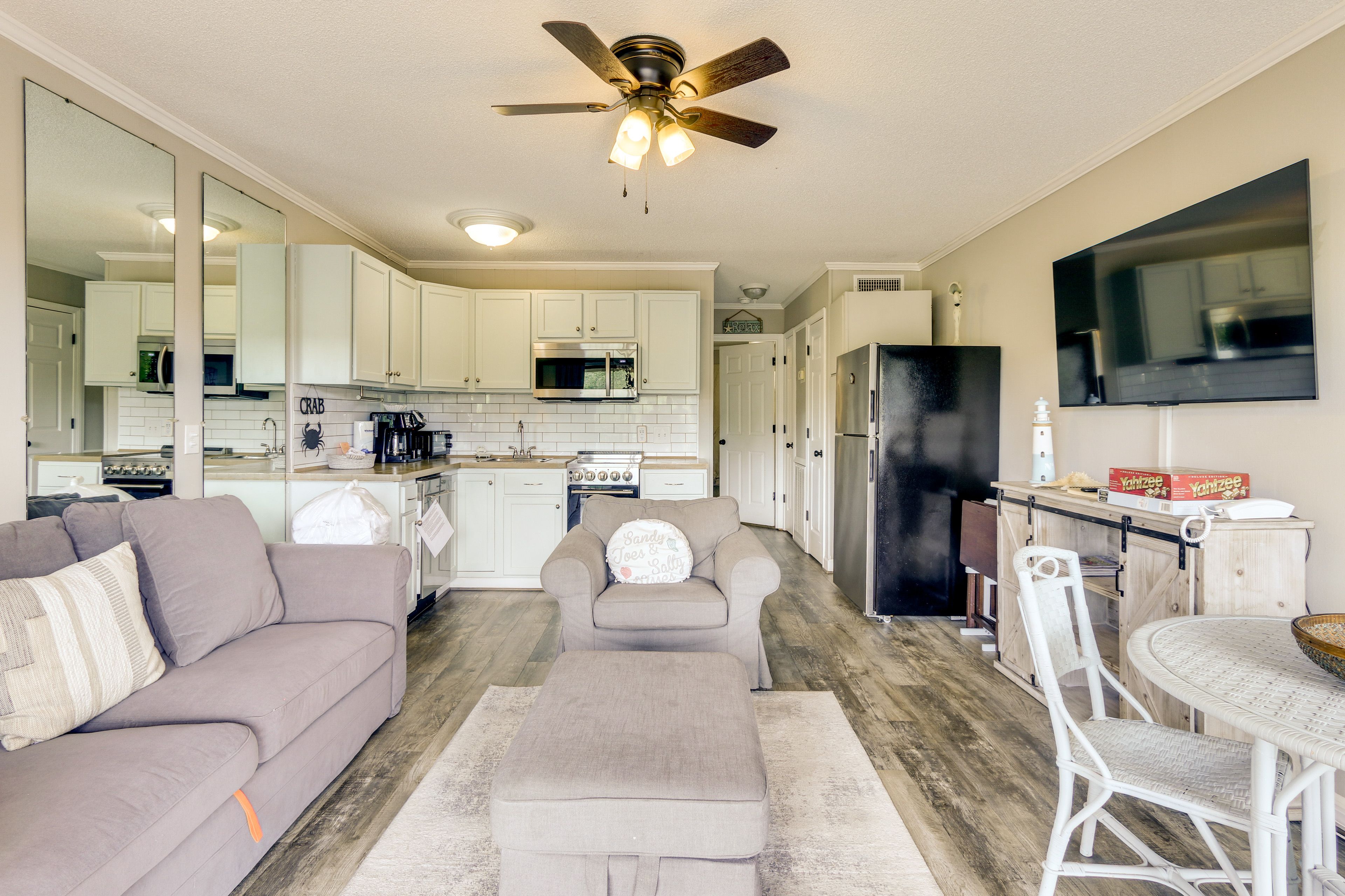 Living Room | Queen Sleeper Sofa | Central A/C & Heating