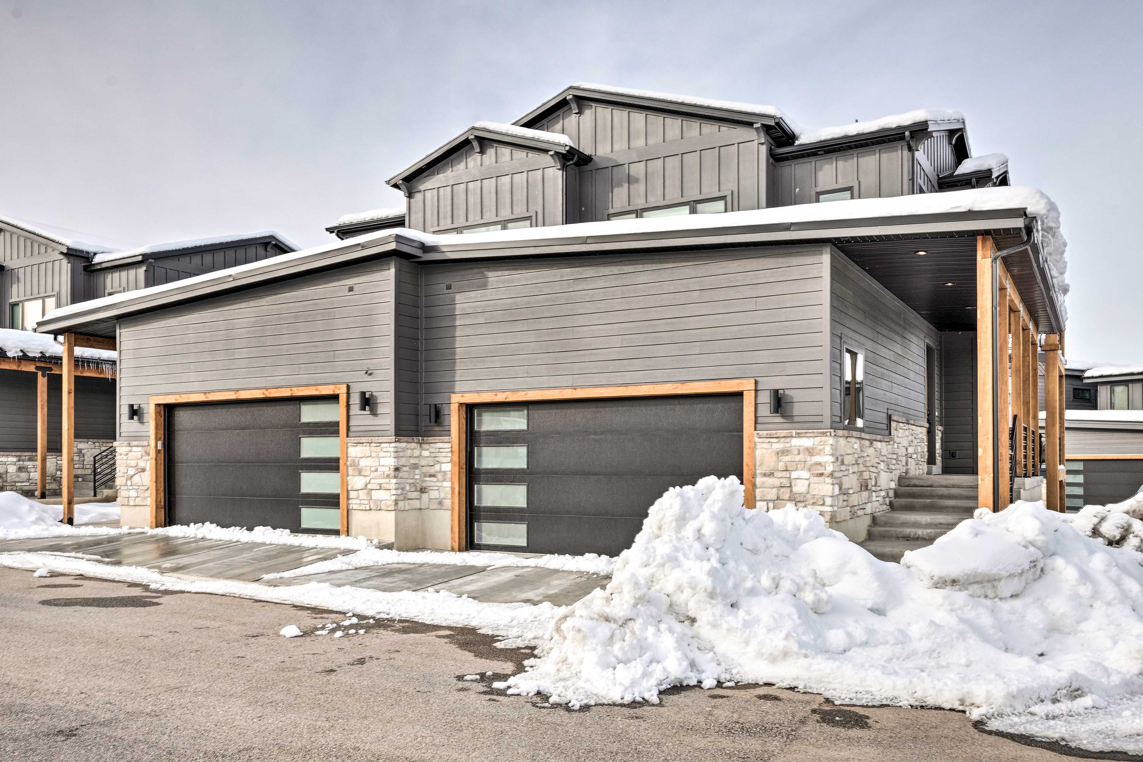 Exterior | Keyless Entry | 2 External Security Cameras (Facing Out)