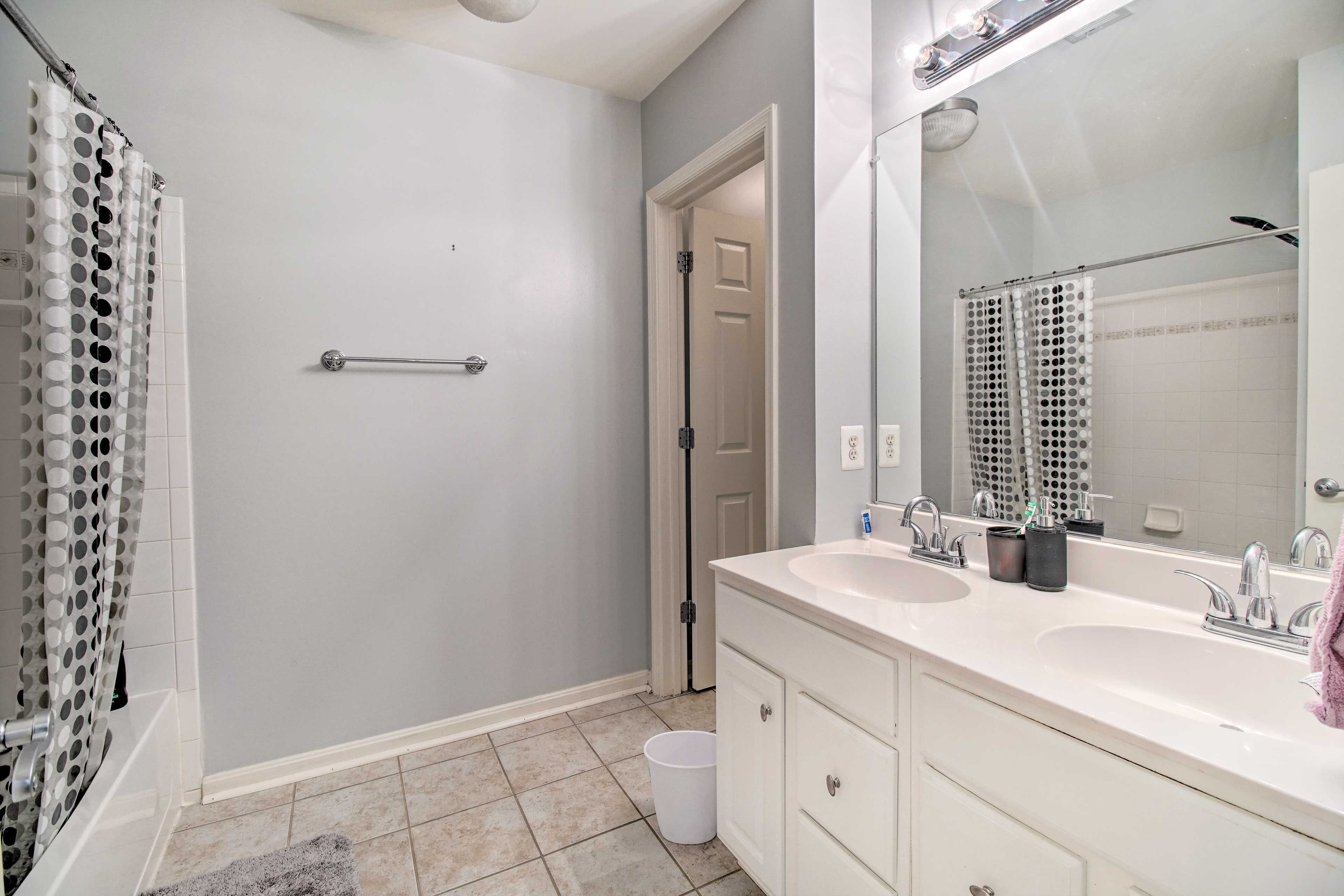Full Bathroom | Hair Dryers