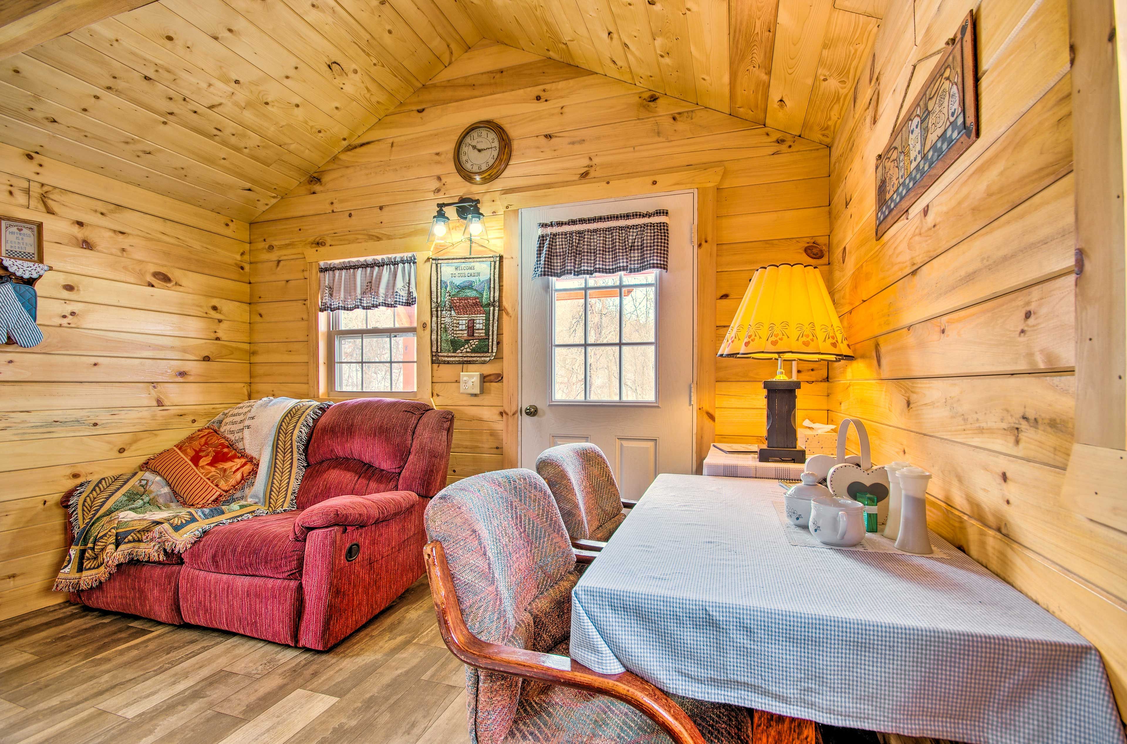 Living Room | Dining Area