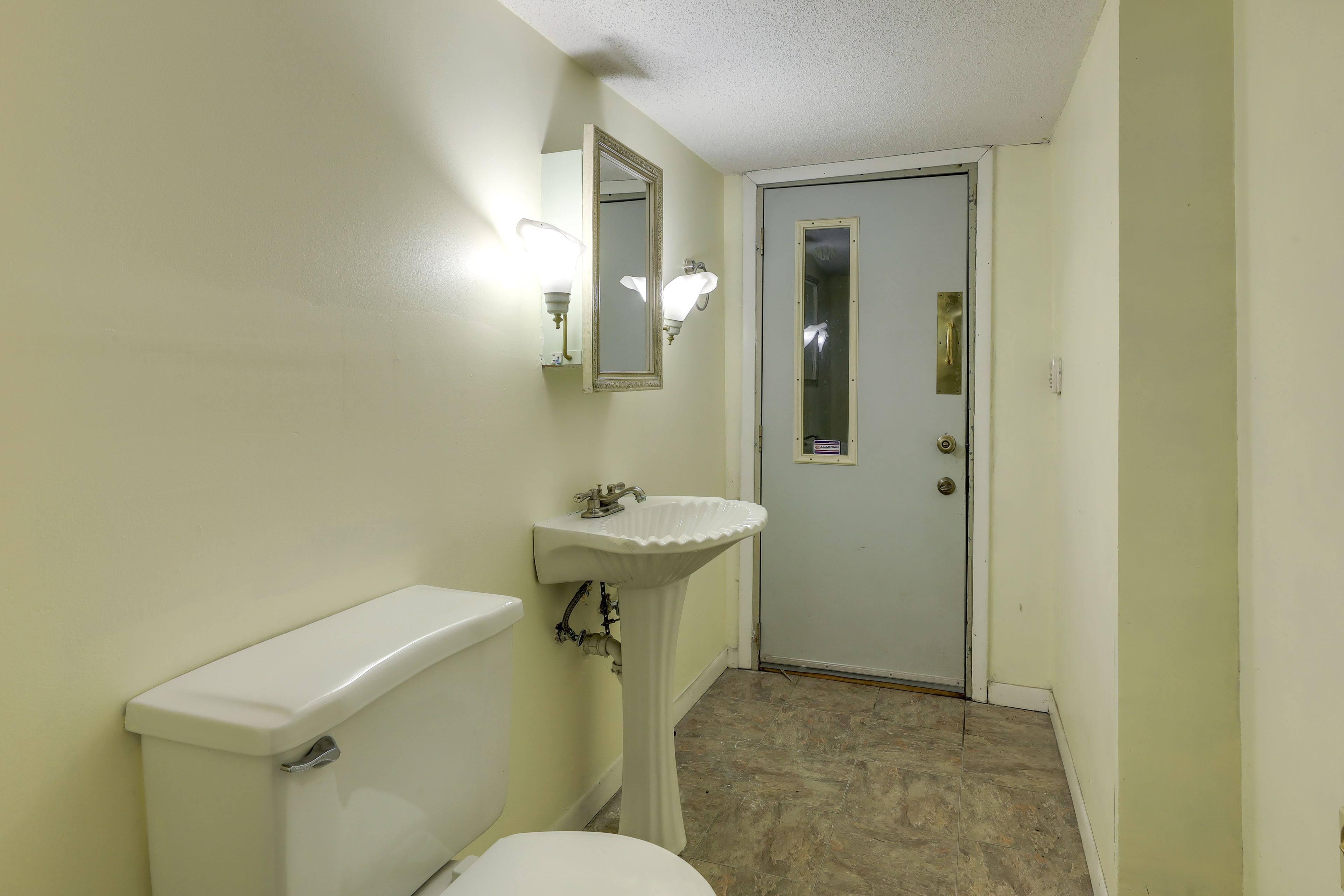 Half Bathroom | Basement