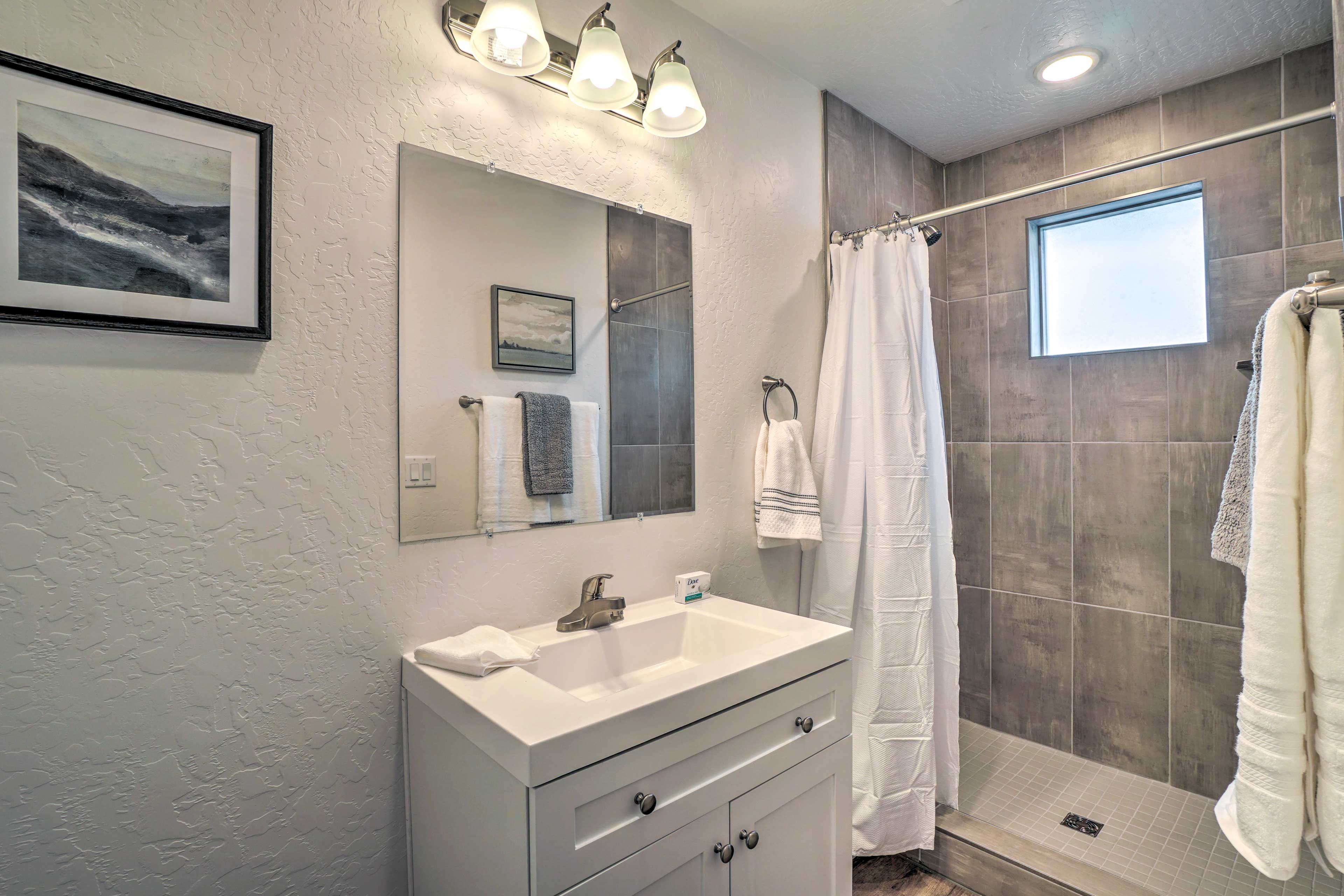Full Bathroom
