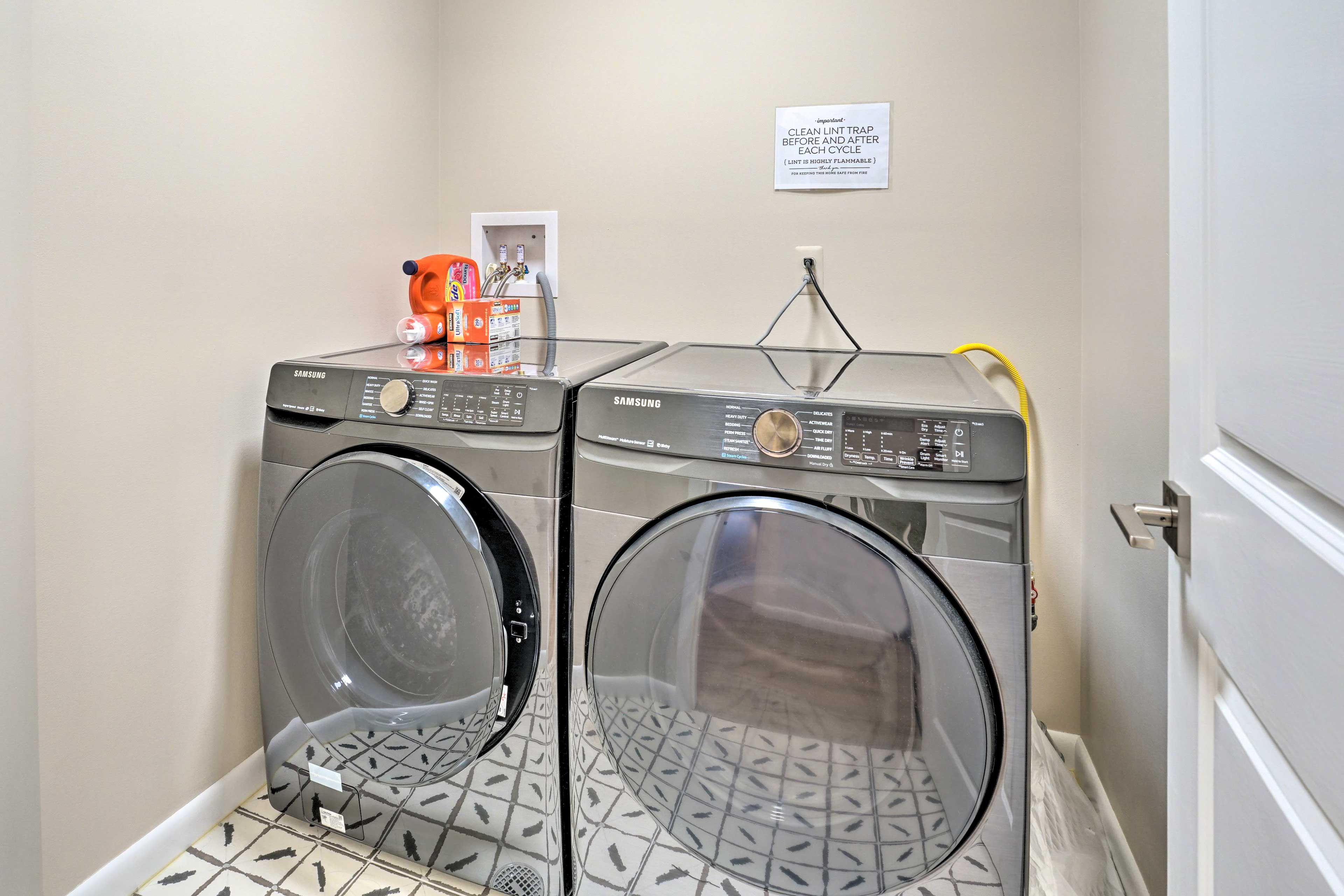 Washer & Dryer