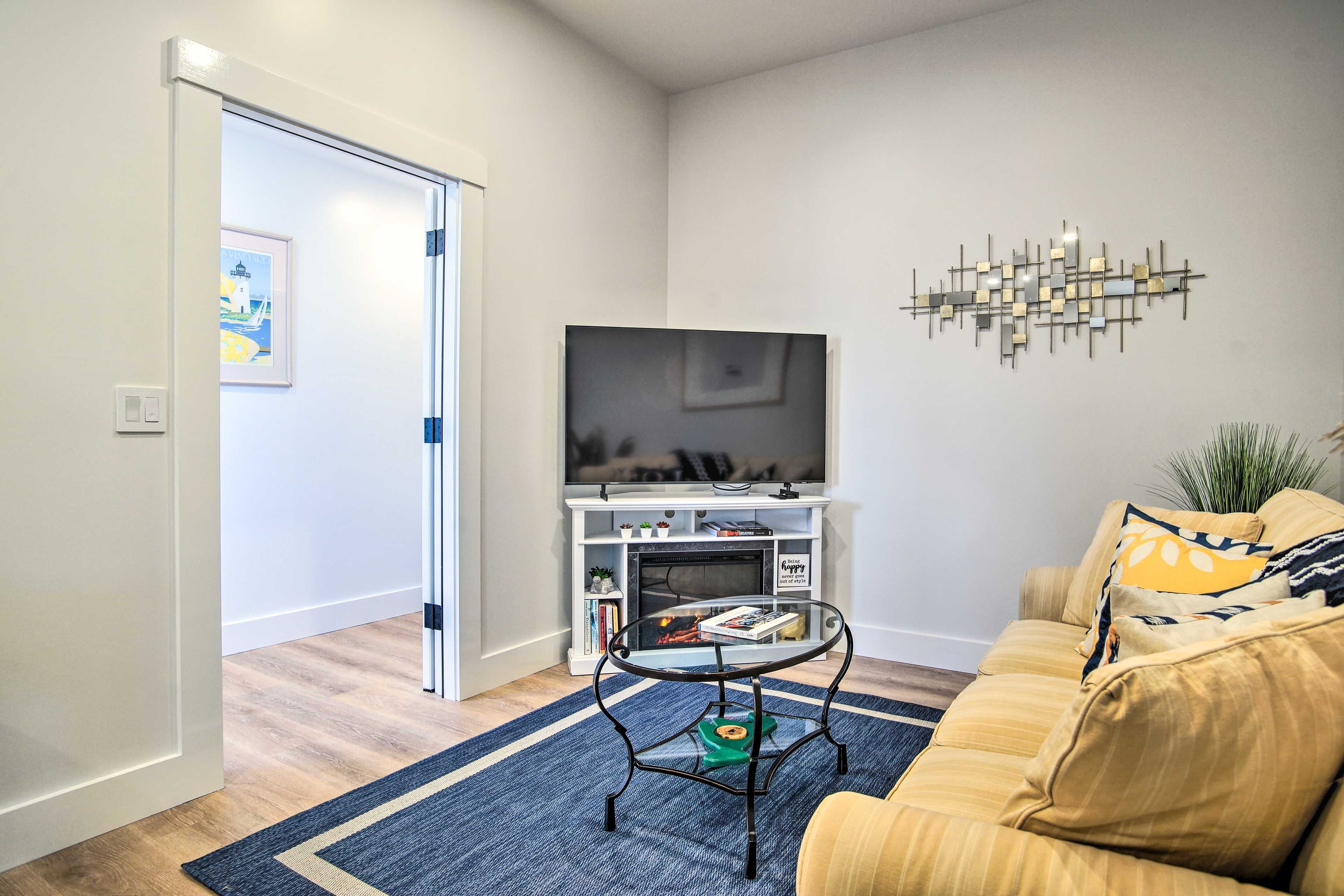 Oak Bluffs Vacation Rental | 2BR | 1BA | 950 Sq Ft | Stairs Required to Access