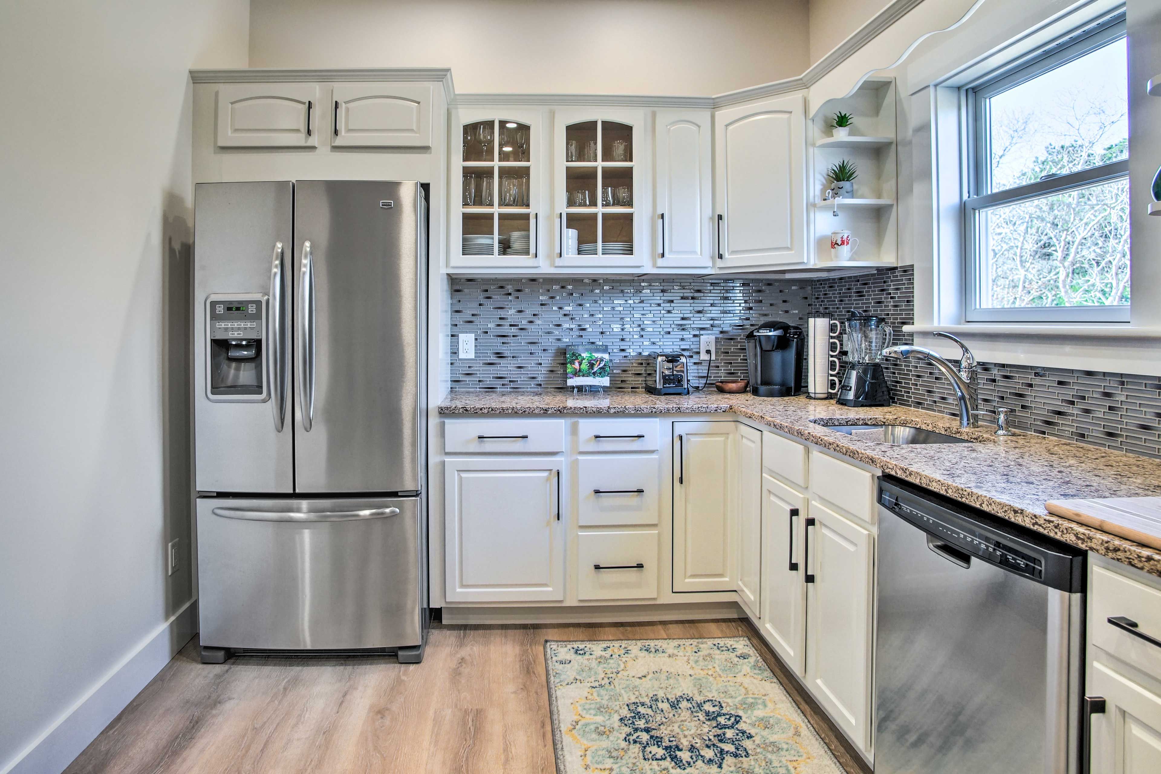 Kitchen | Toaster | Pots & Pans | Spices