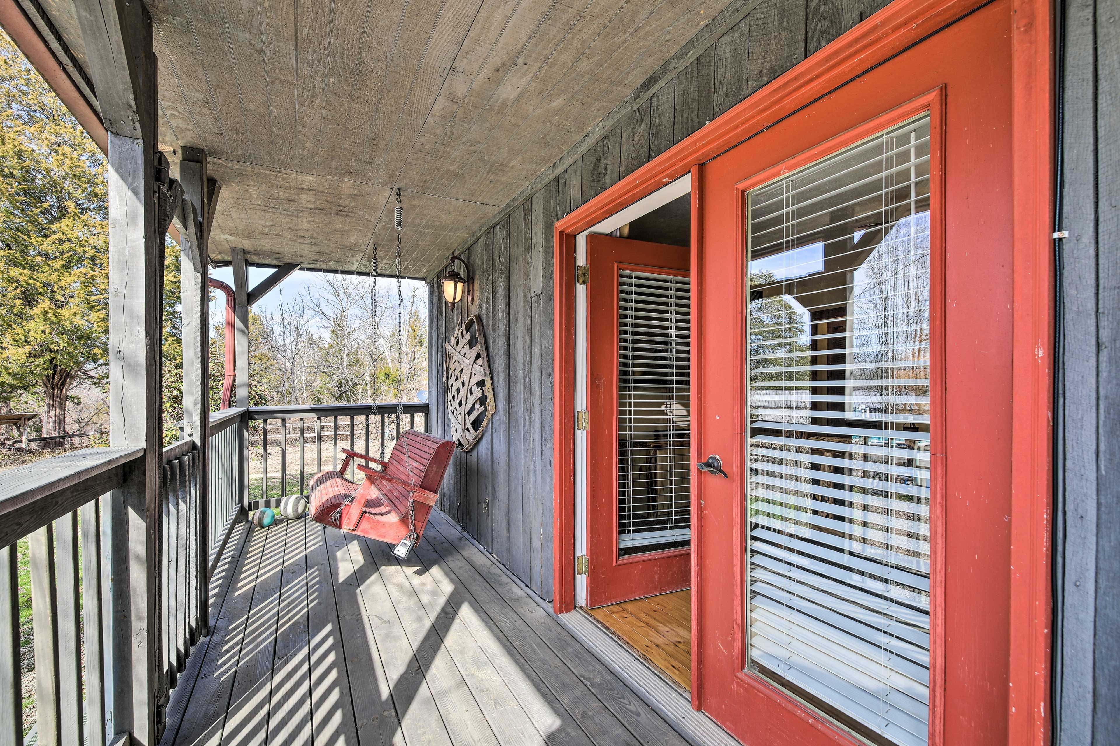 Porch | Bench Swing