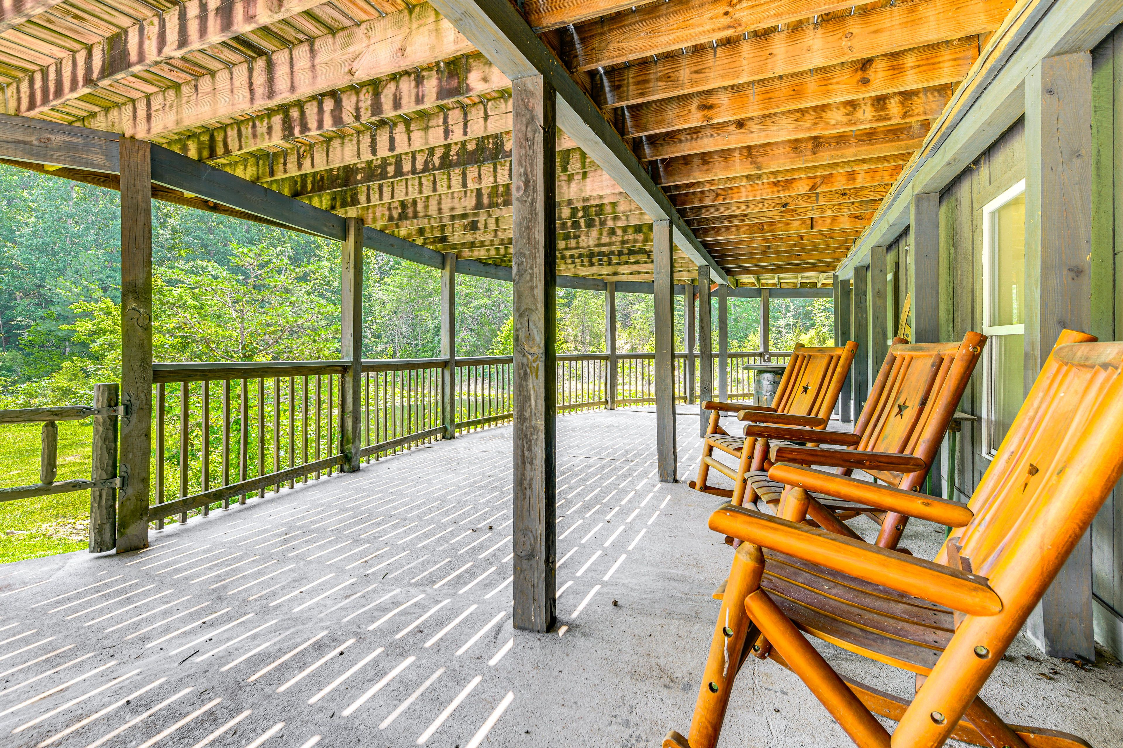 Wraparound Porch | Pond Views | 8 Acres