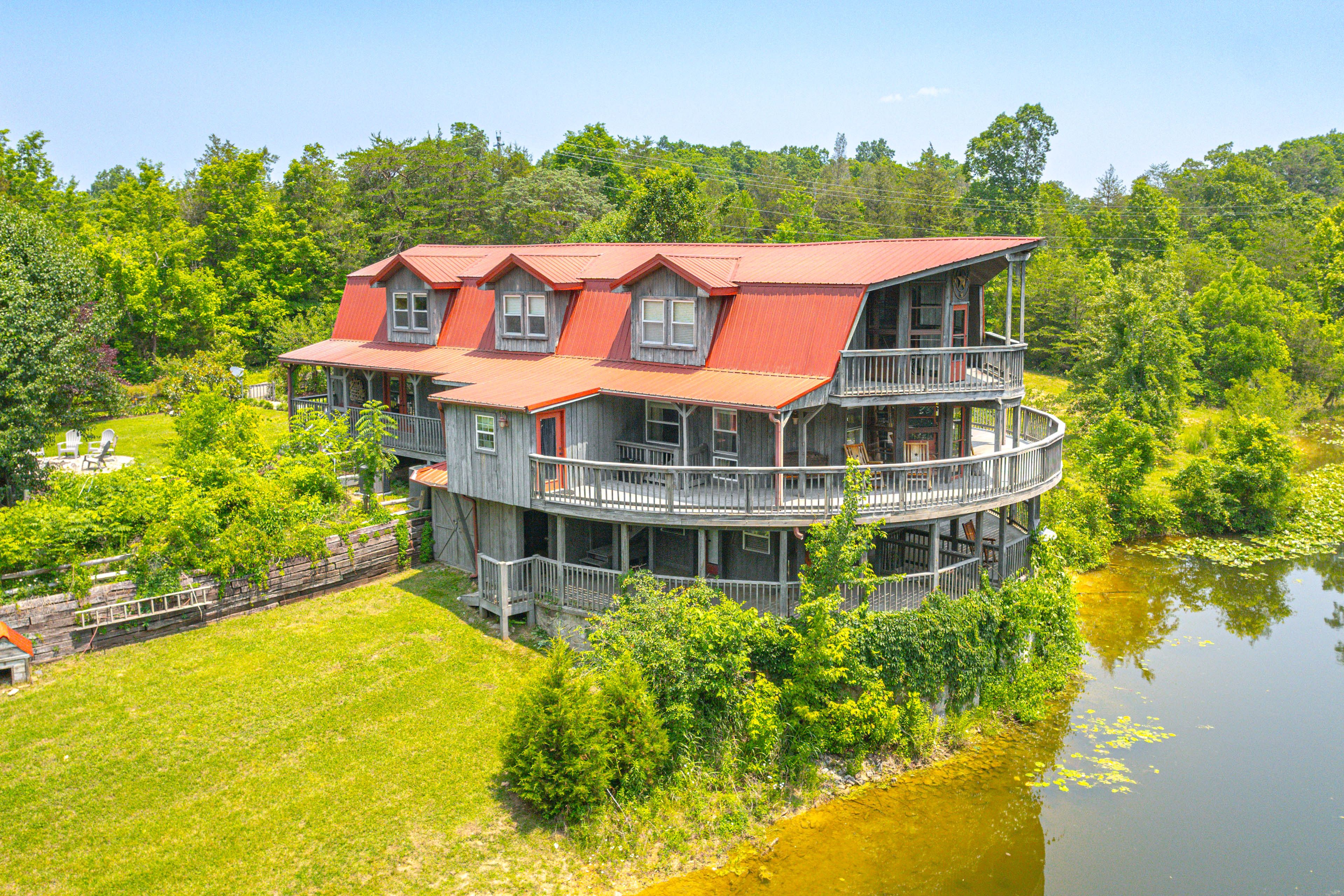 Exterior | Private Pond