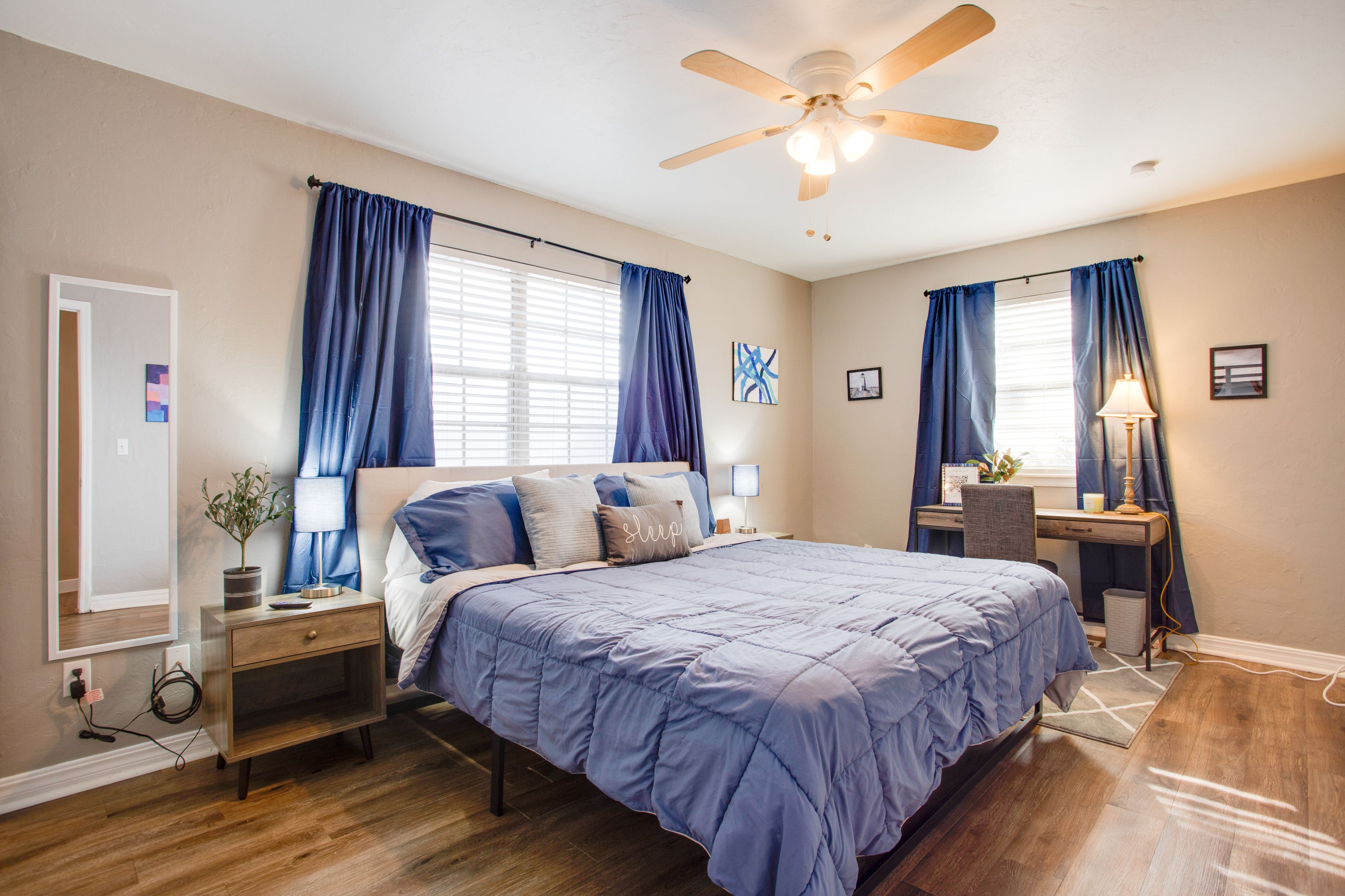 Bedroom 1 | King Bed | Smart TV