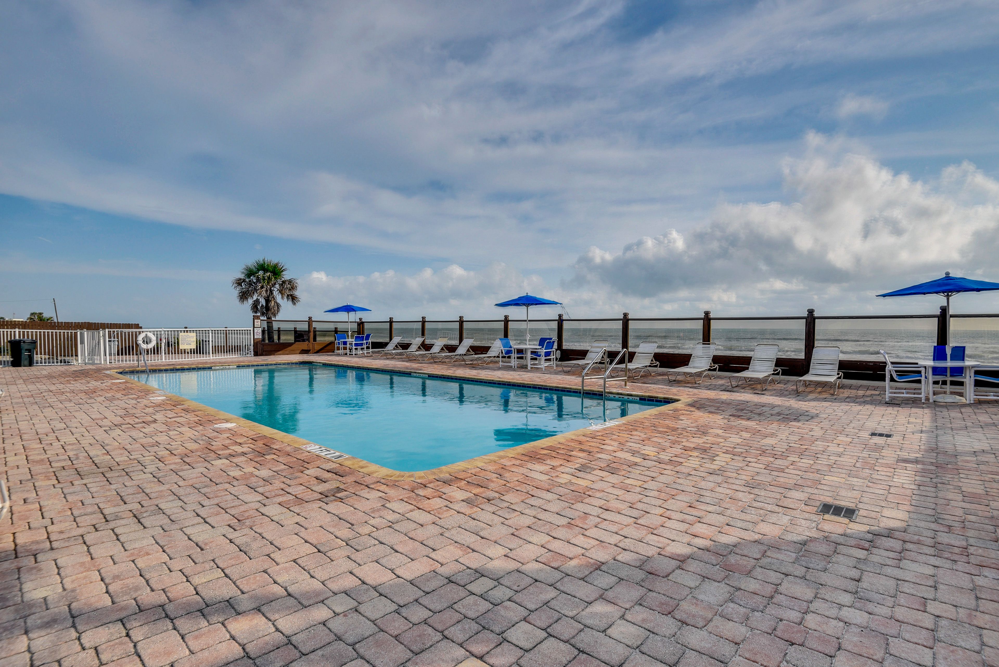 Sea Dip Beach Resort | Community Amenities