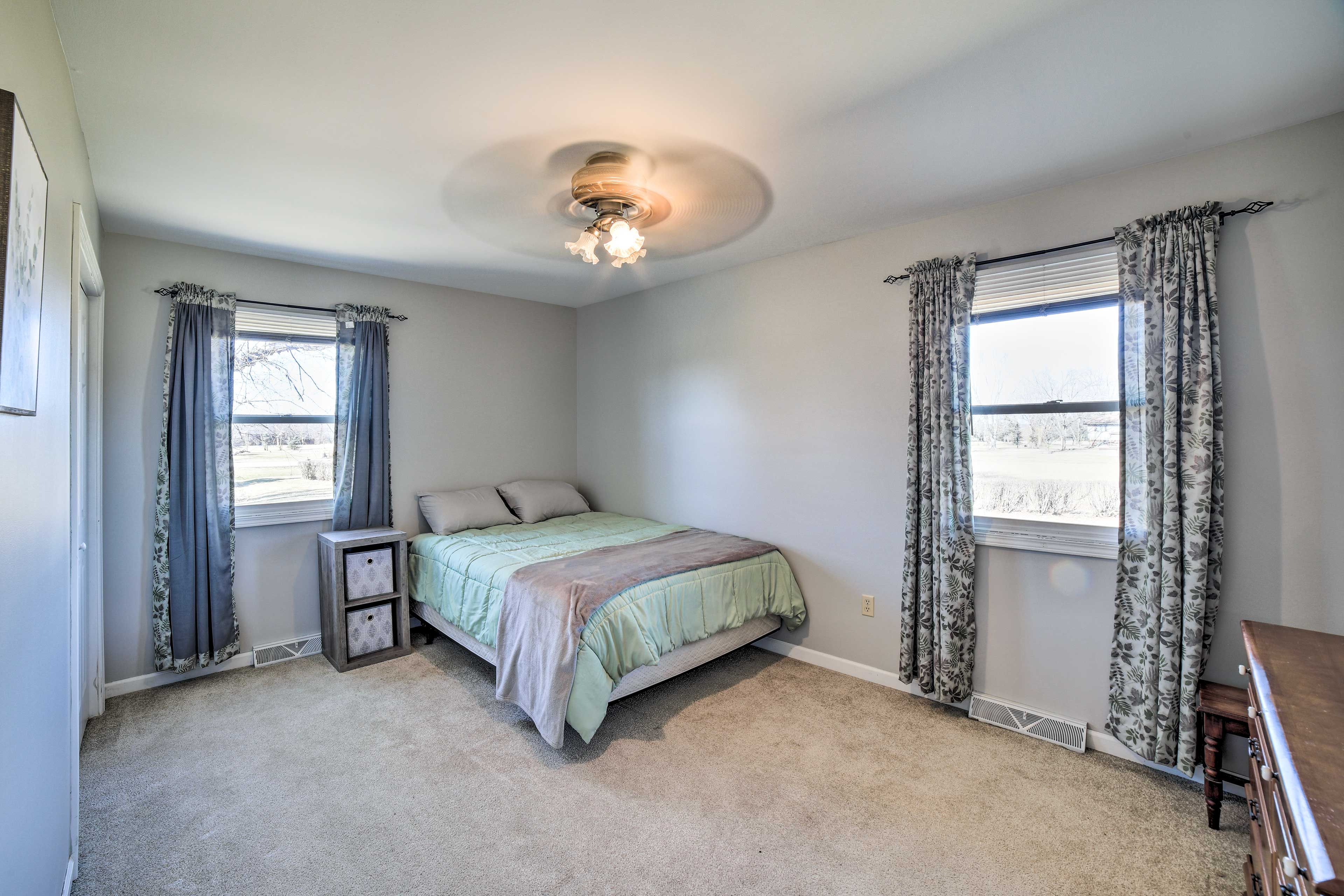 Bedroom 2 | Queen Bed | 2nd Floor