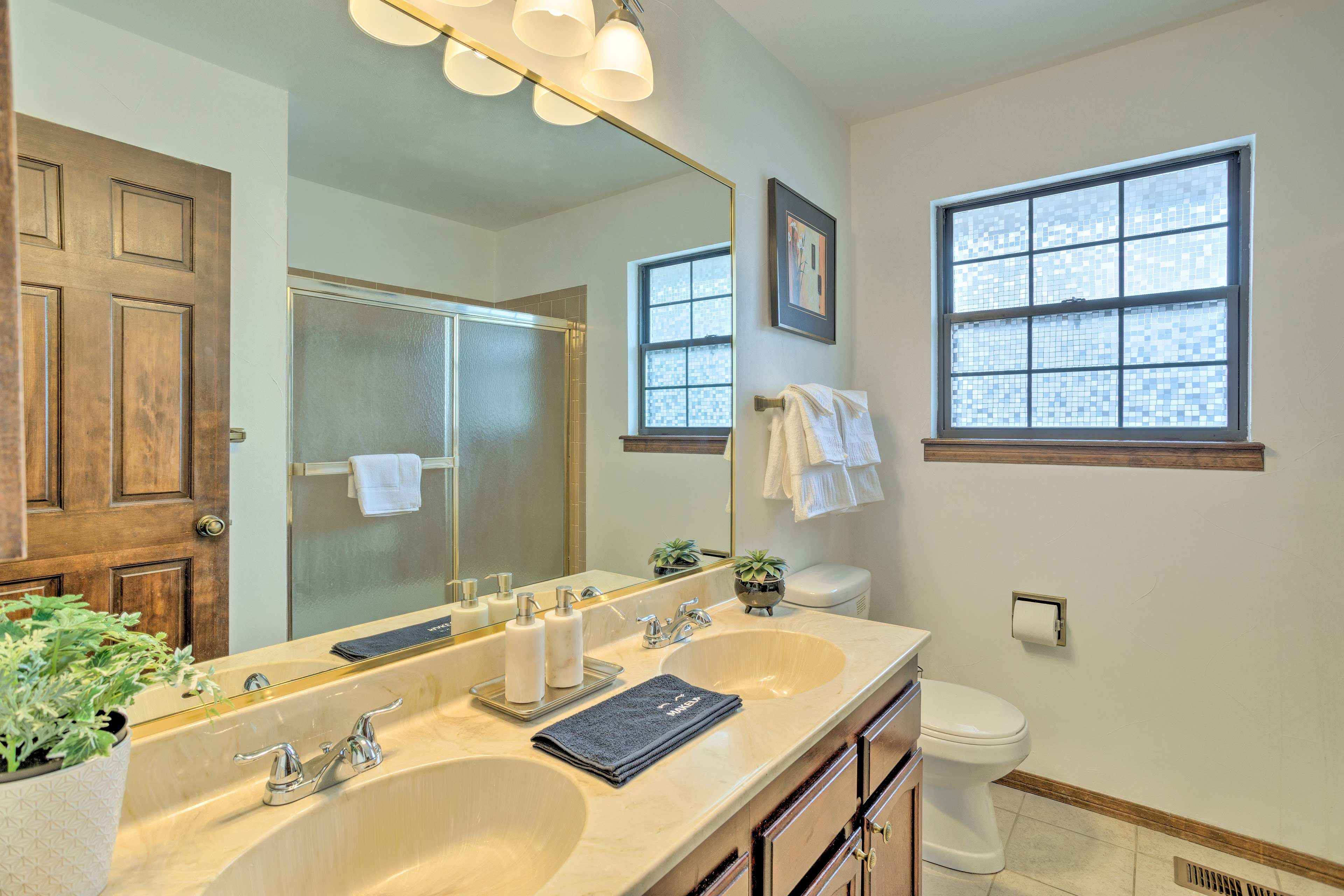 Full Bathroom