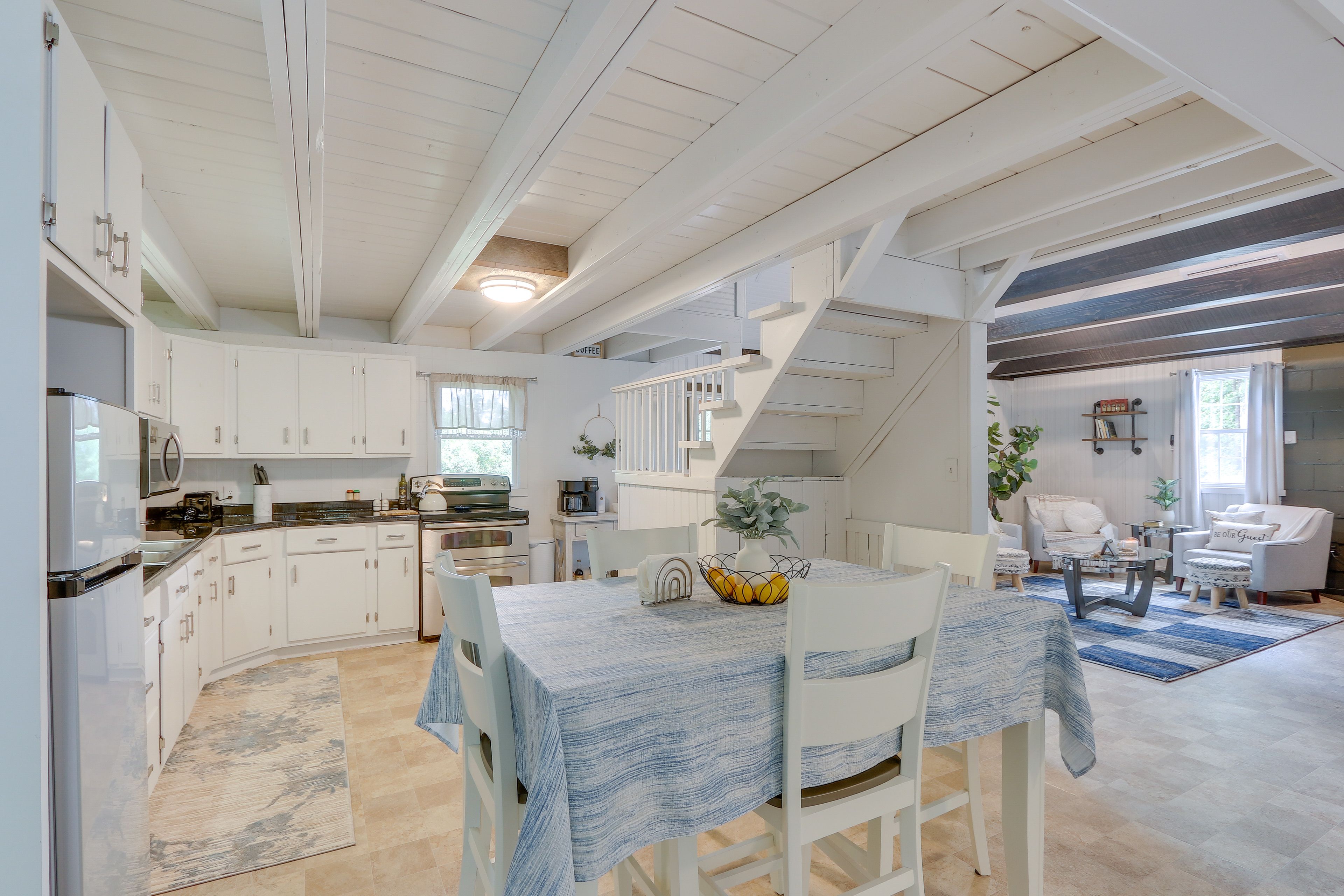 Dining Area | Dishware & Flatware
