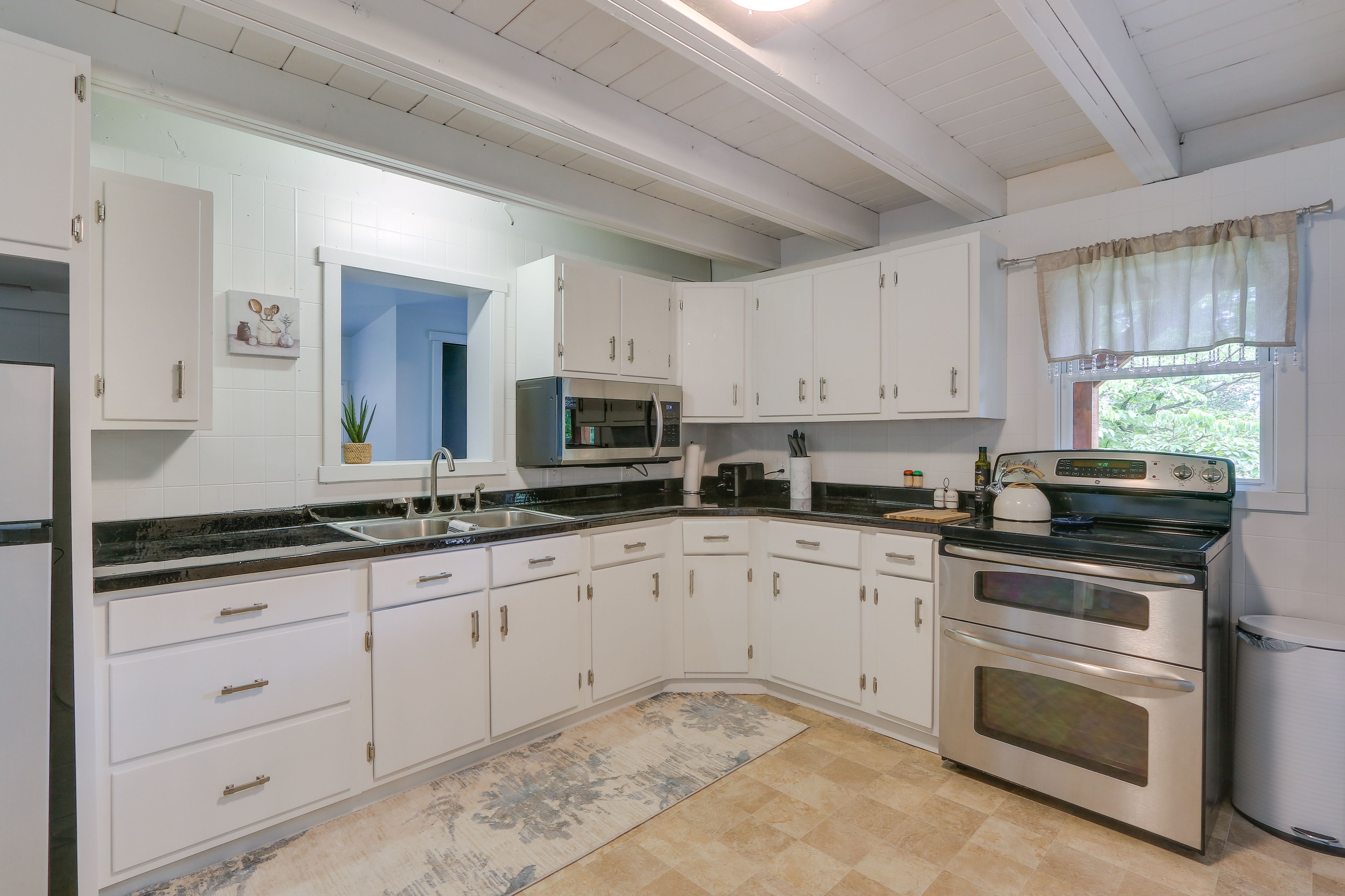 Kitchen | Dining Area | Cooking Basics