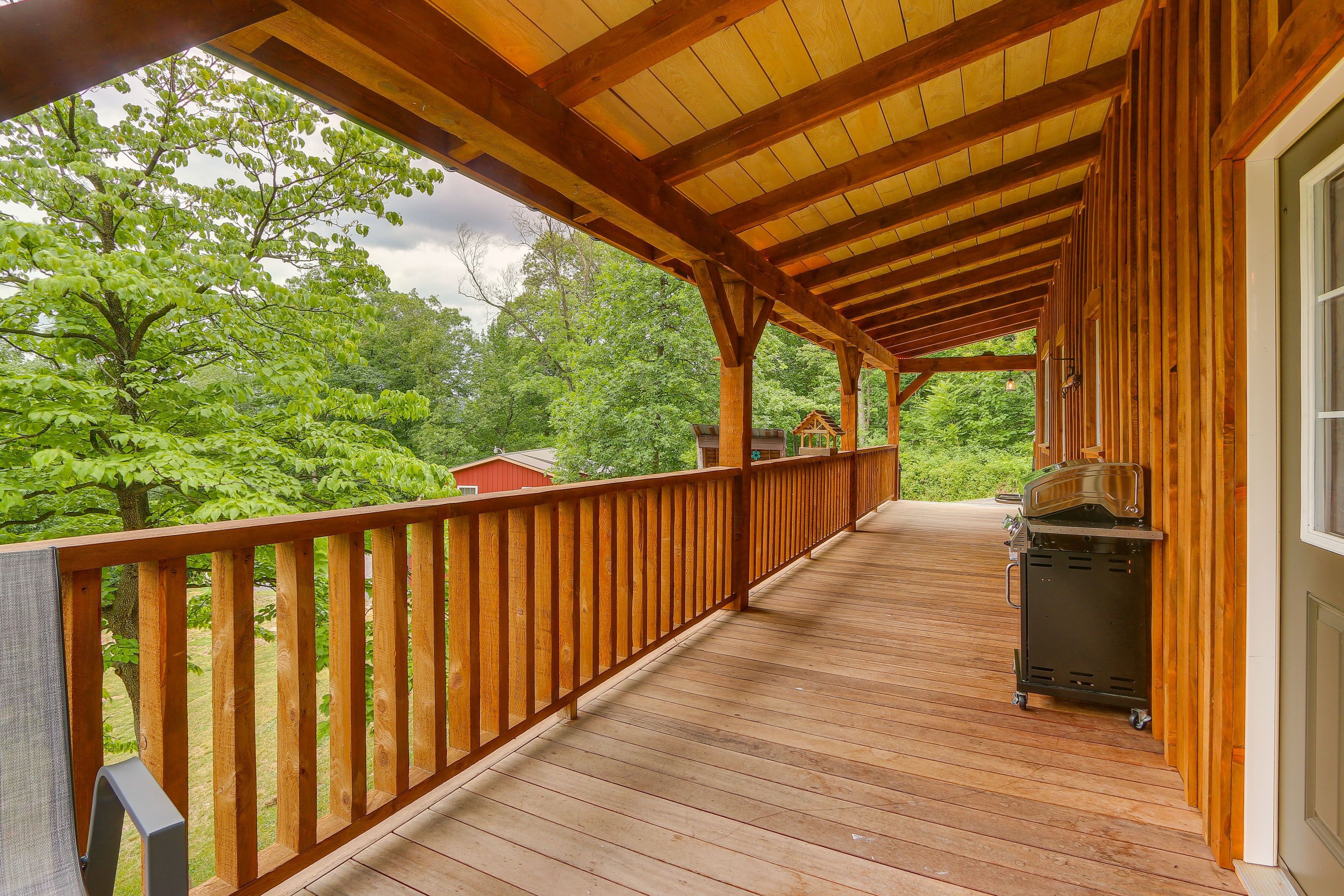 Blain Vacation Rental | 2BR | 1BA | 1,200 Sq Ft | Stairs to Access