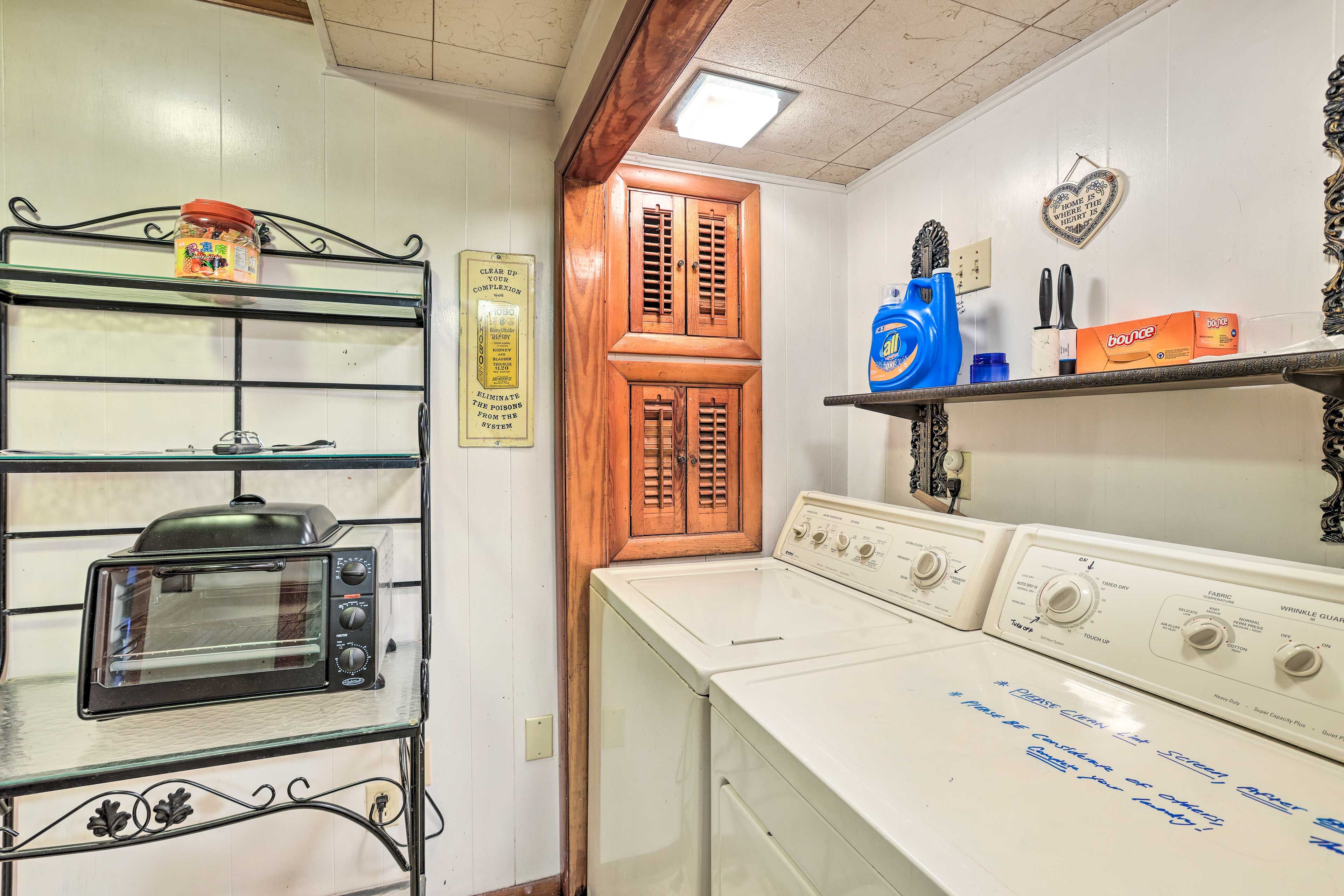 In-Unit Laundry | Detergent Provided