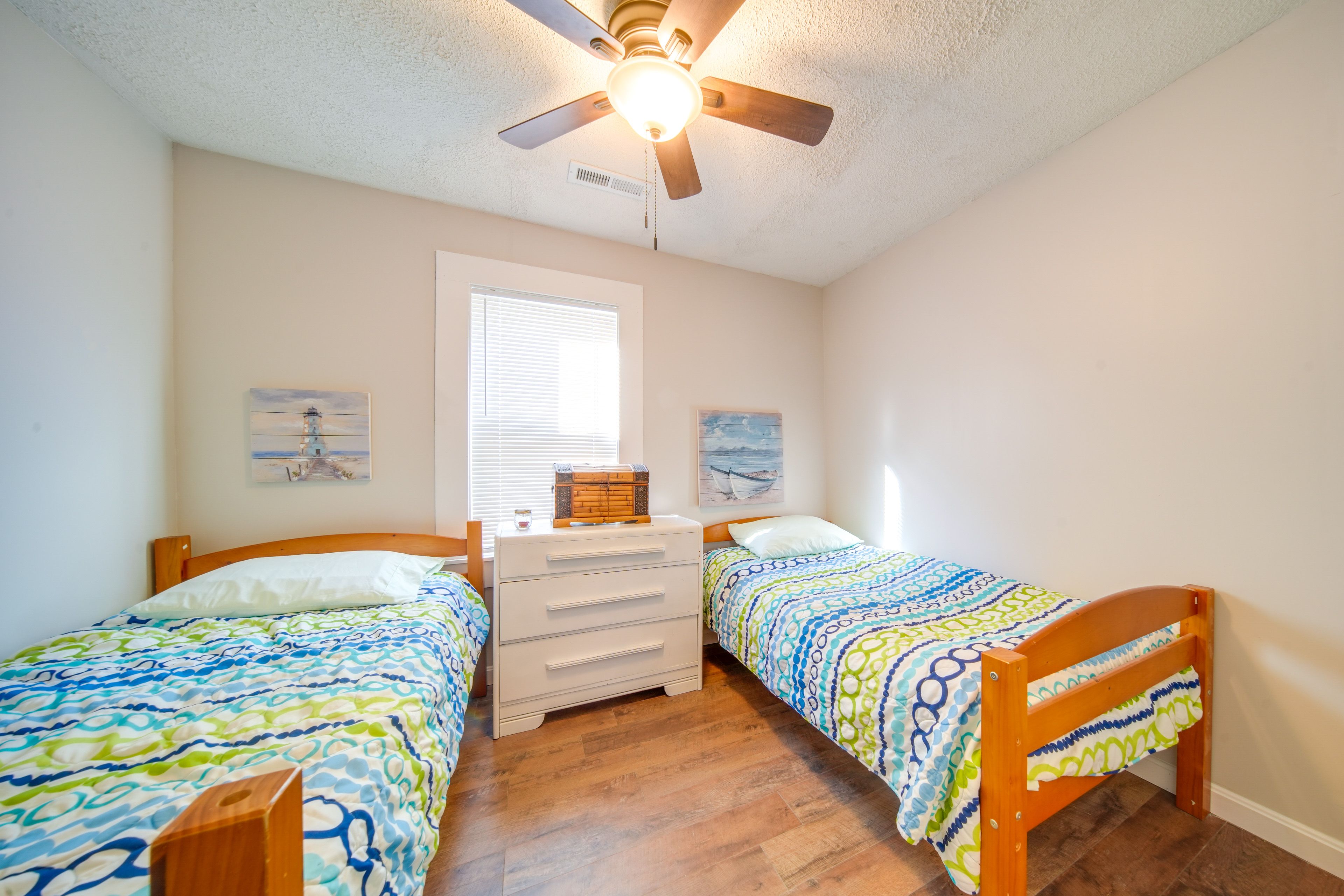 Bedroom 3 | 2 Twin Beds
