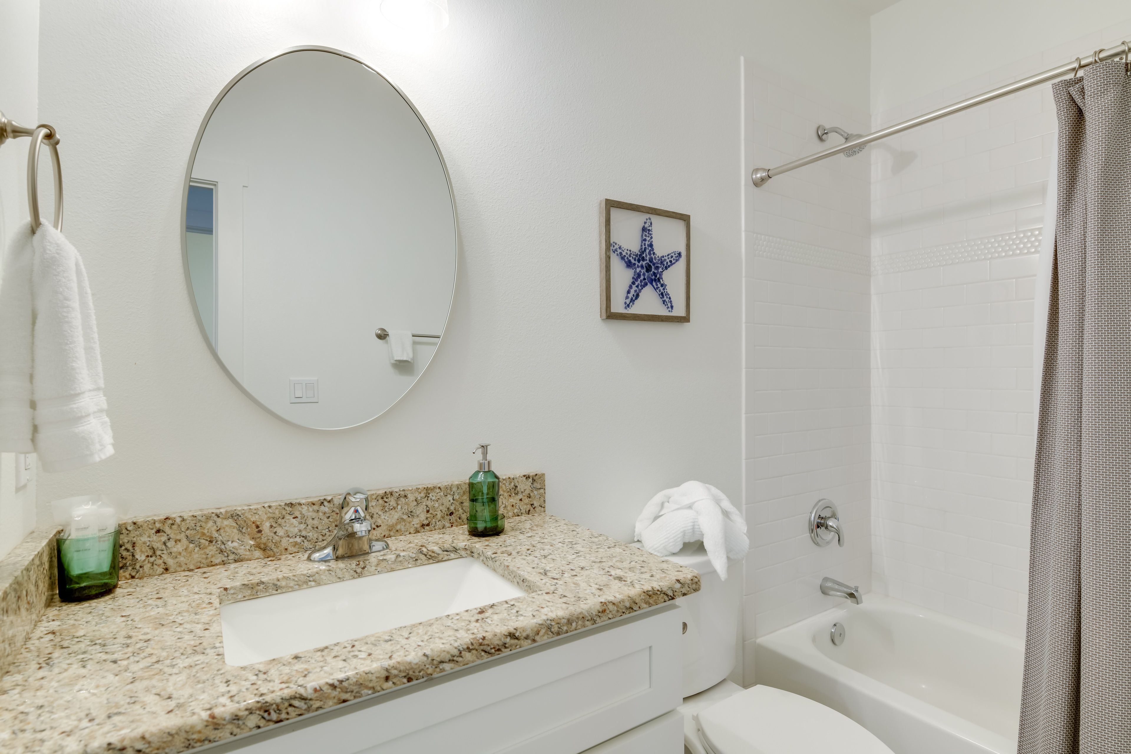 Full Bathroom | Hair Dryer