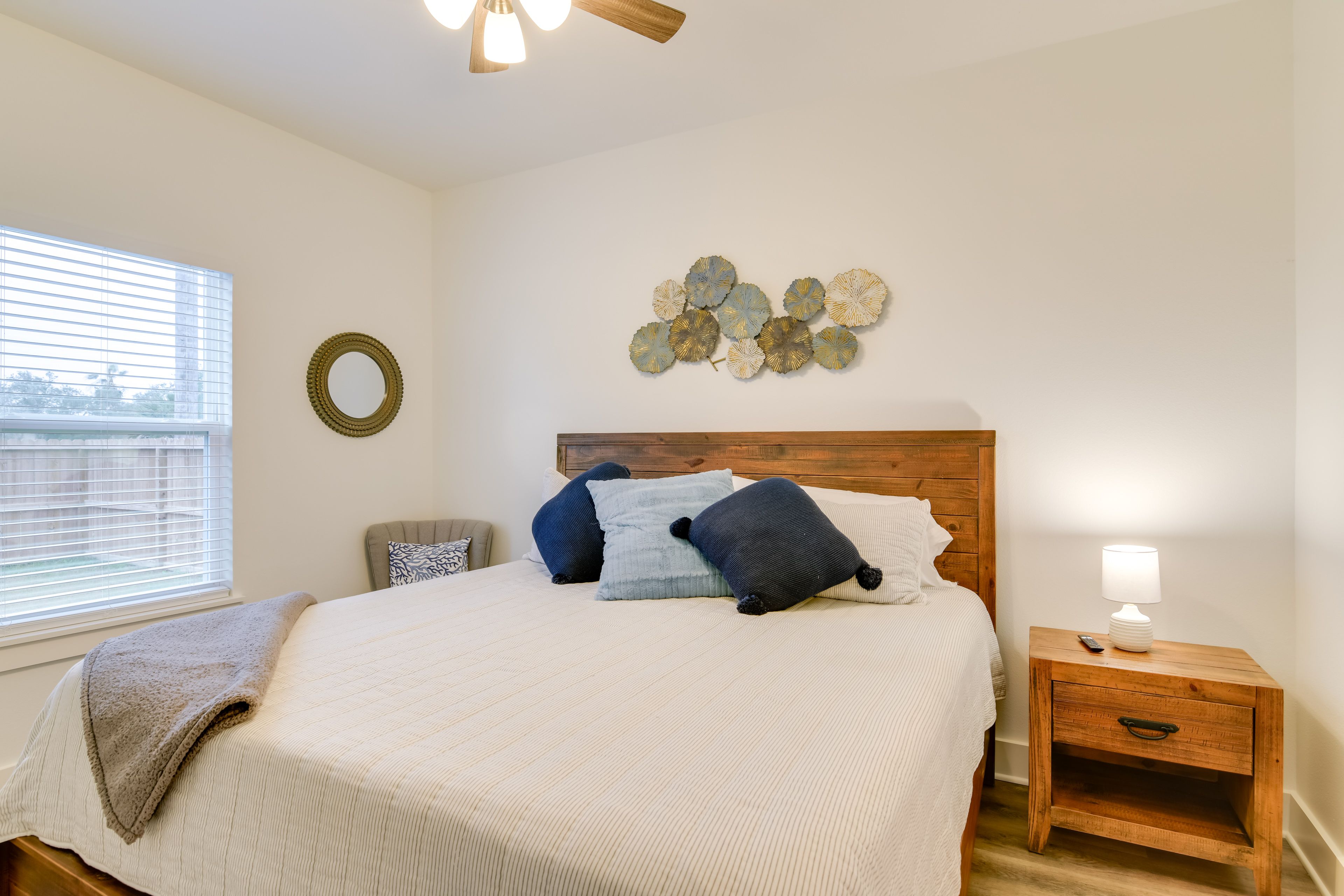 Bedroom 1 | King Bed | Linens Provided | Smart TV