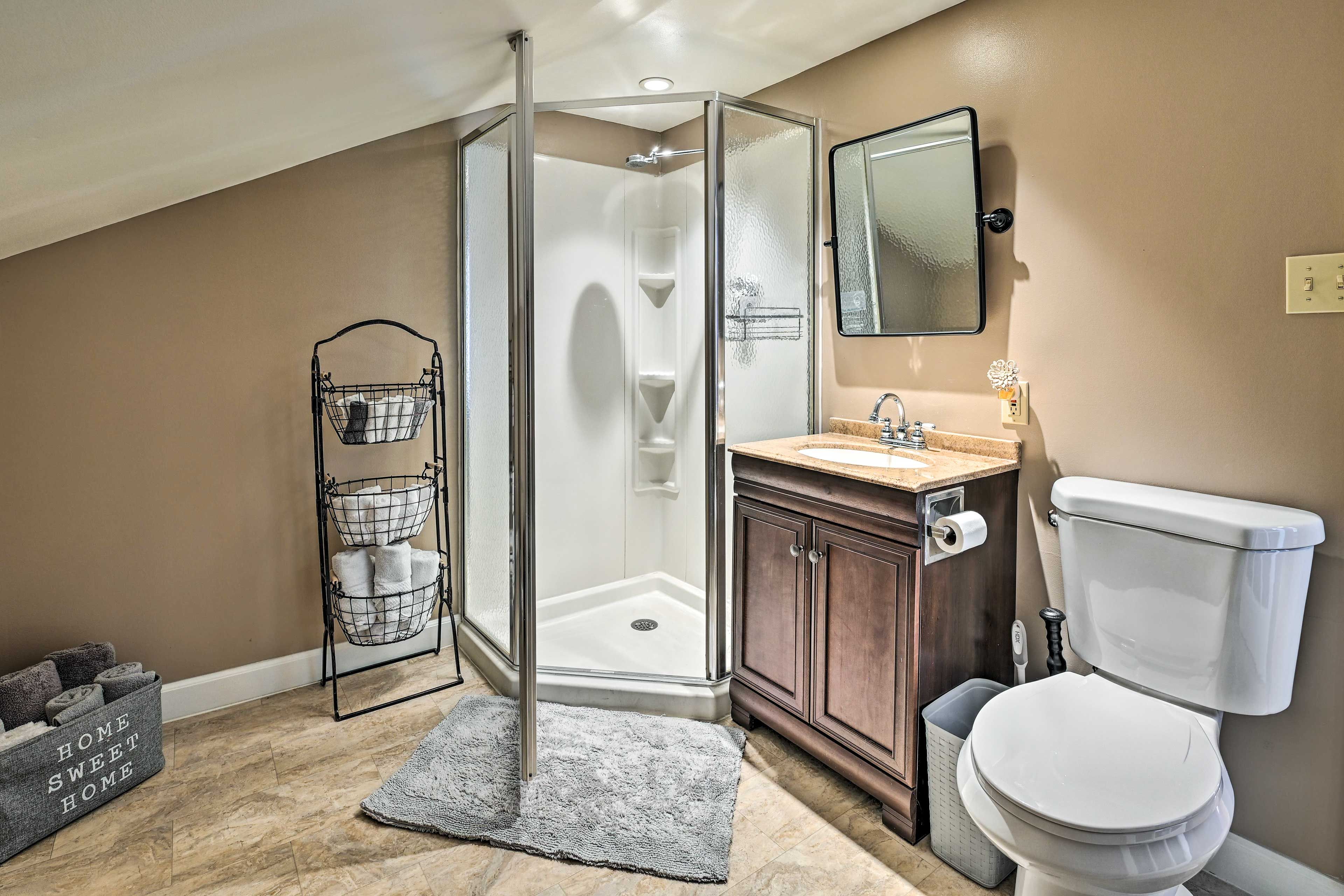 Full Bathroom