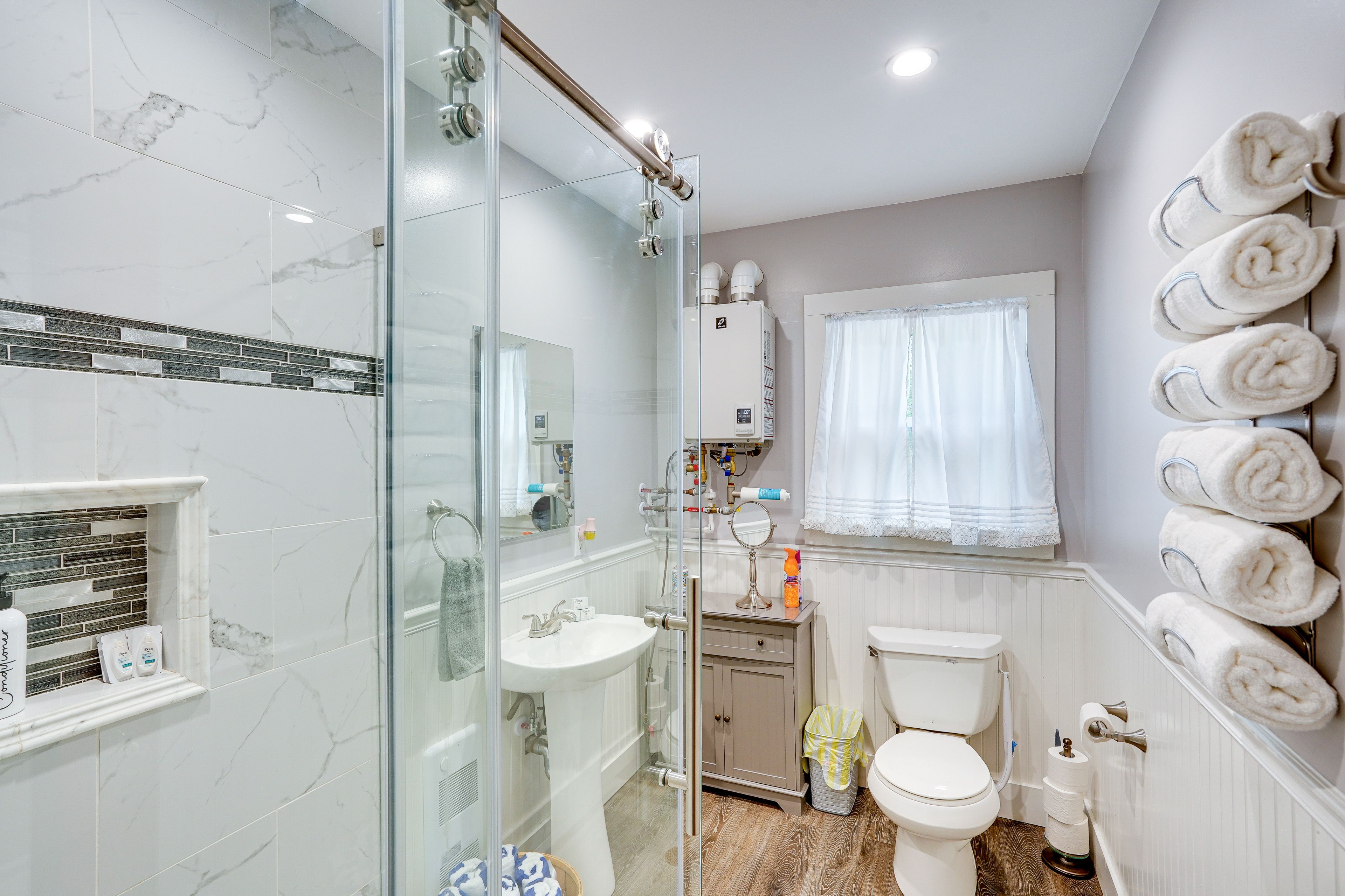 Bathroom | Towels | Hair Dryer | Complimentary Toiletries