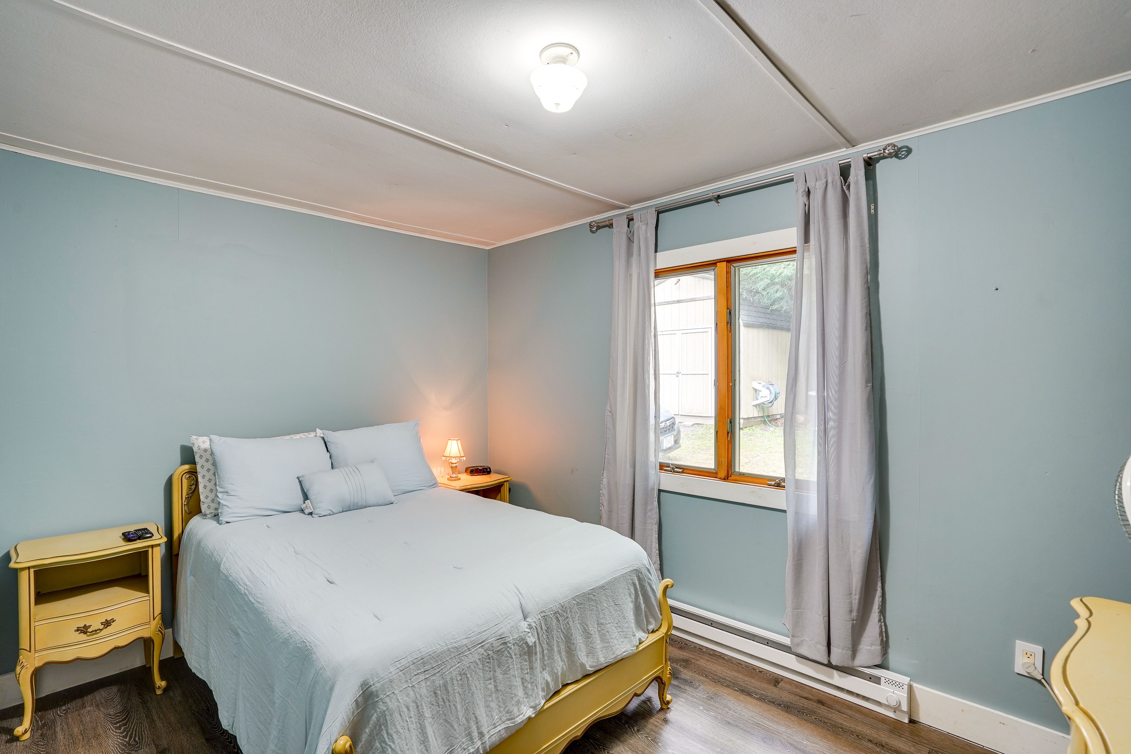 Bedroom 1 | Queen Bed | Linens Provided