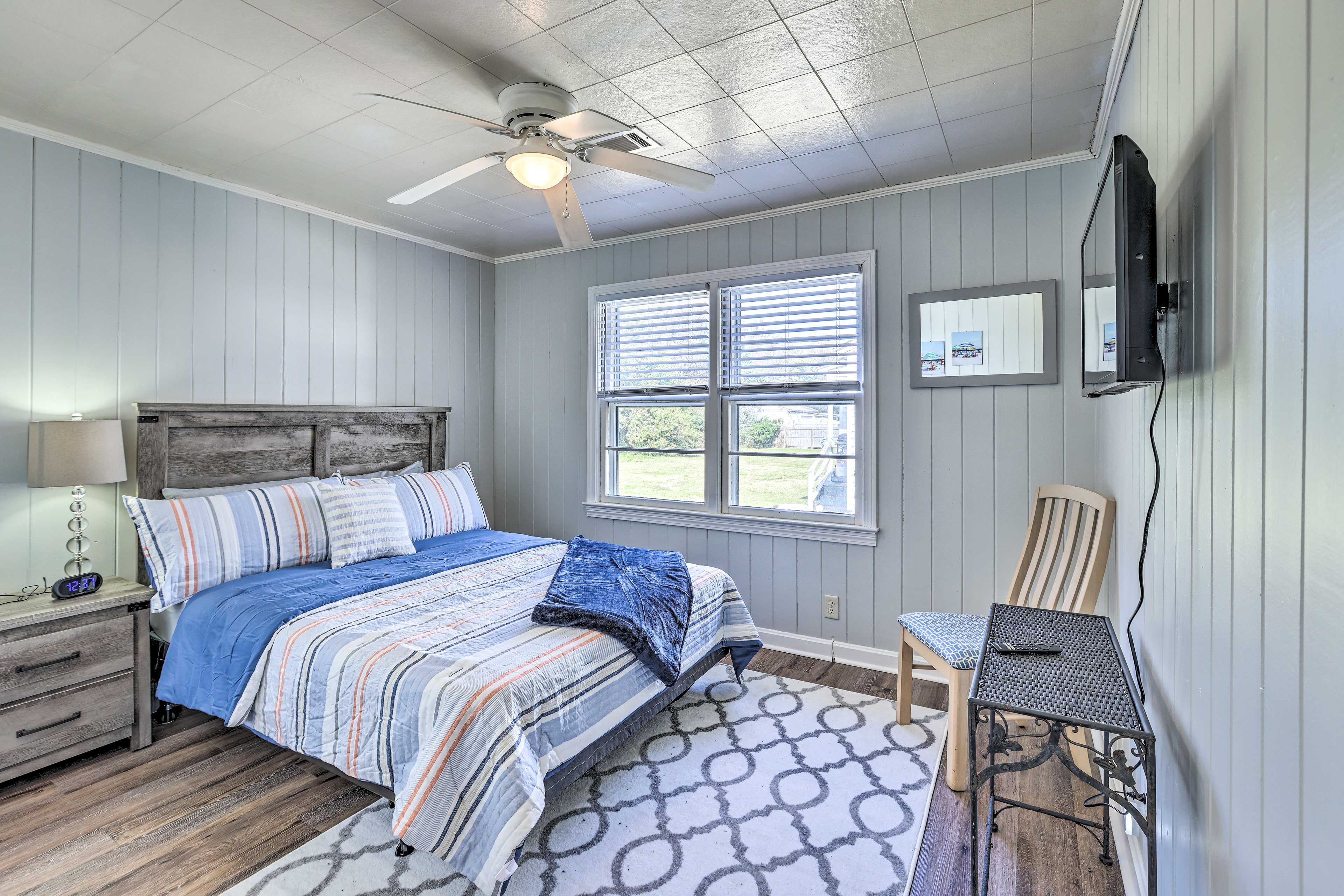 Bedroom 1 | King Bed | Linens Provided | 2nd Floor