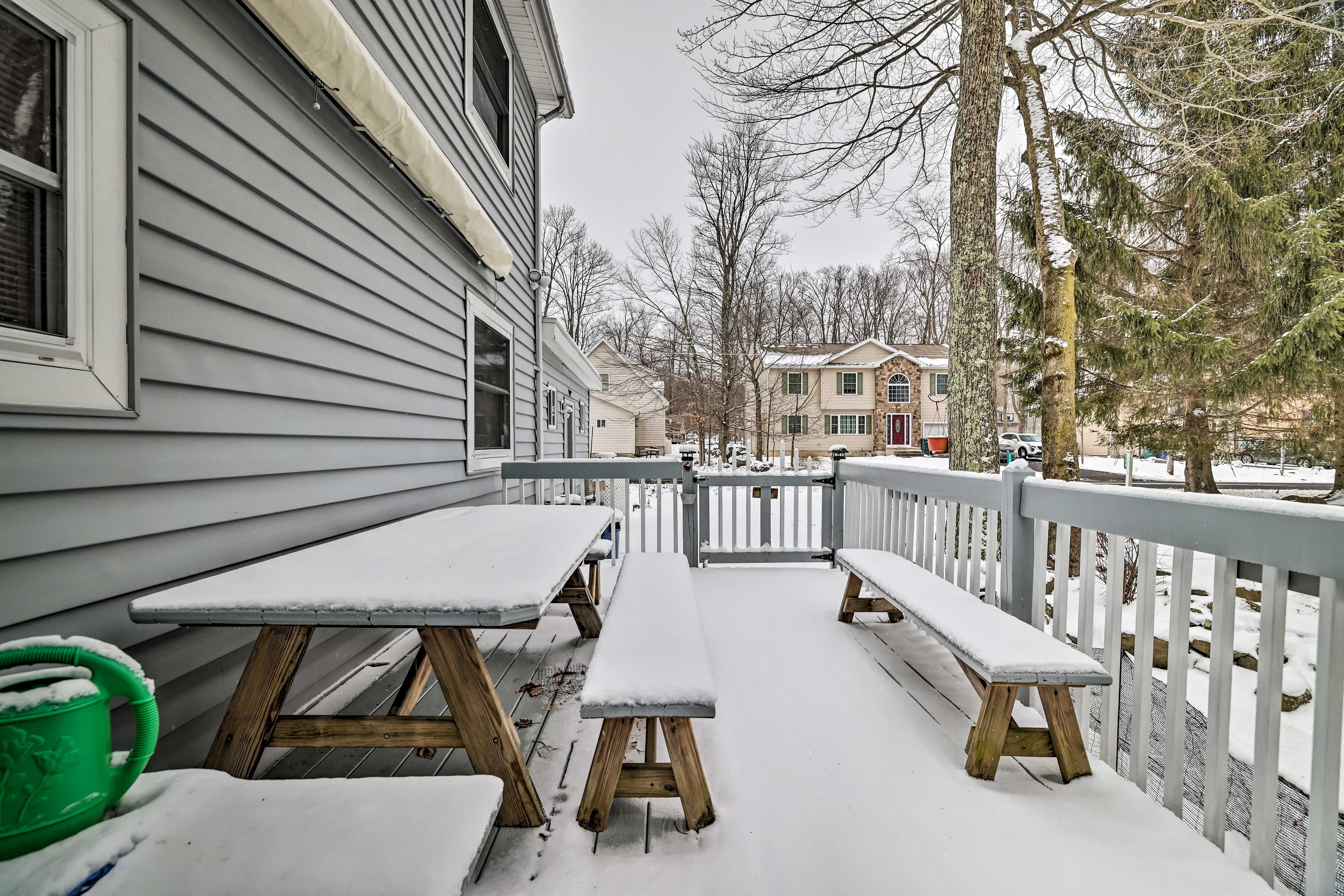 Private Deck
