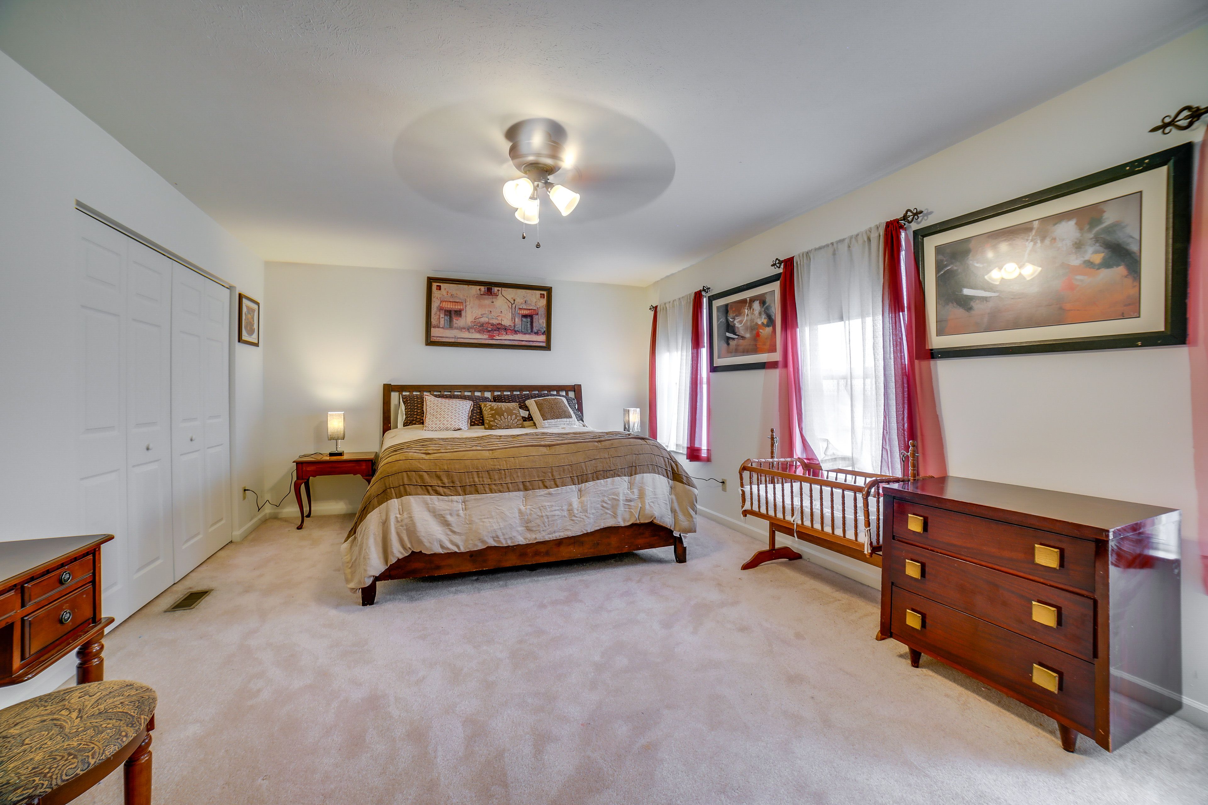 Bedroom 3 | King Bed