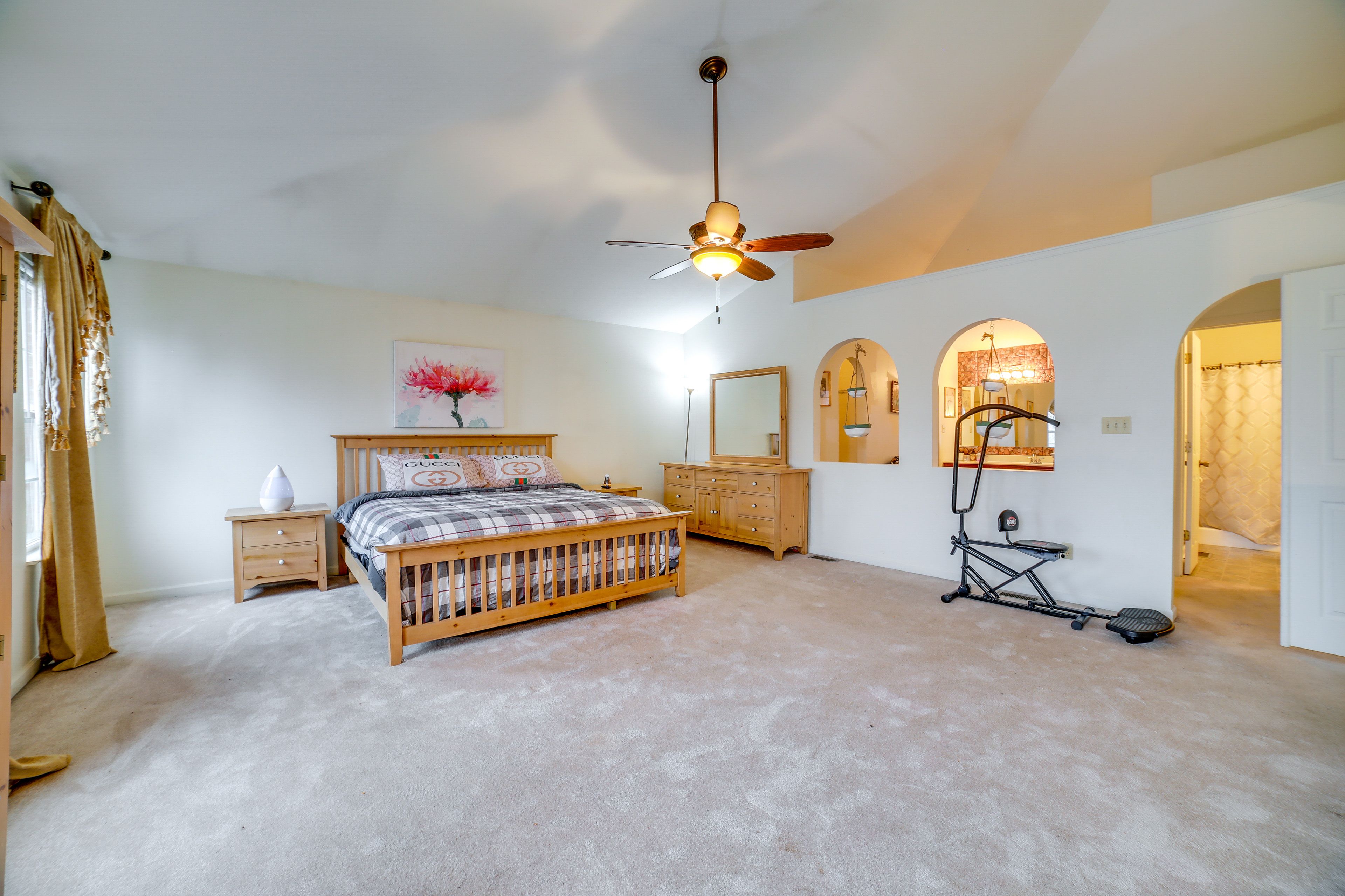 Bedroom 1 | California King Bed