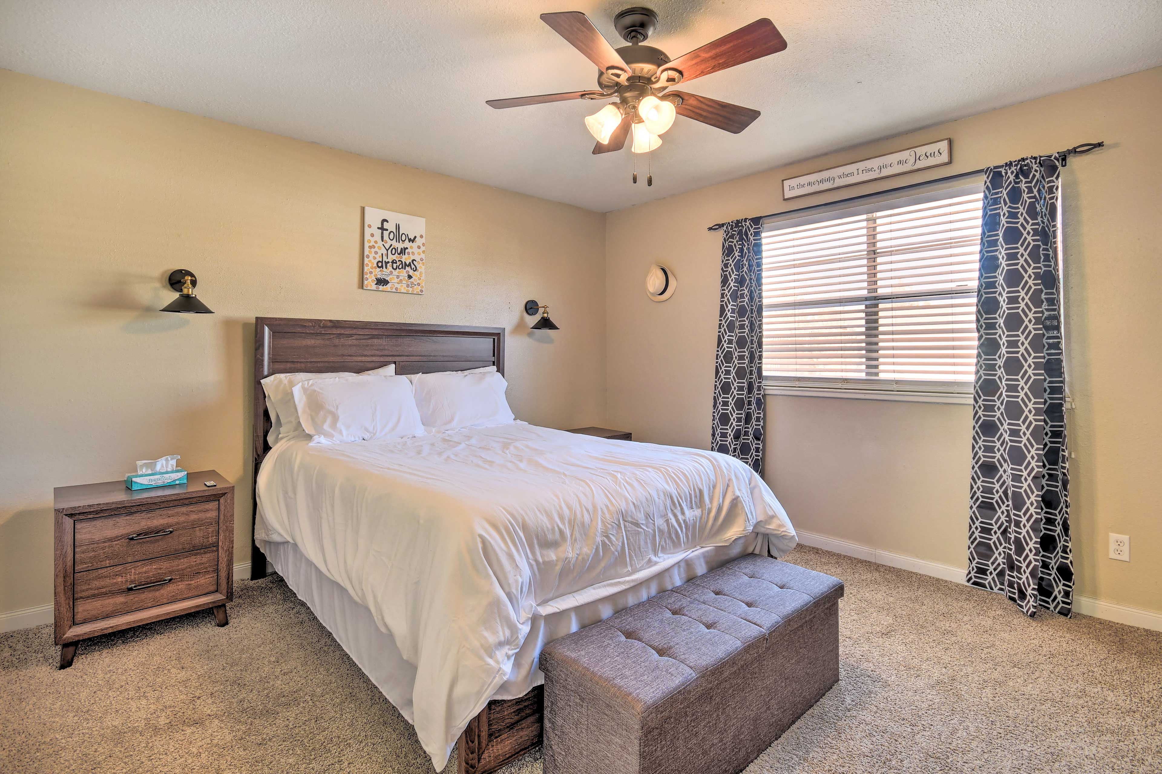 Bedroom 1 | Full Bed | En-Suite Bathroom
