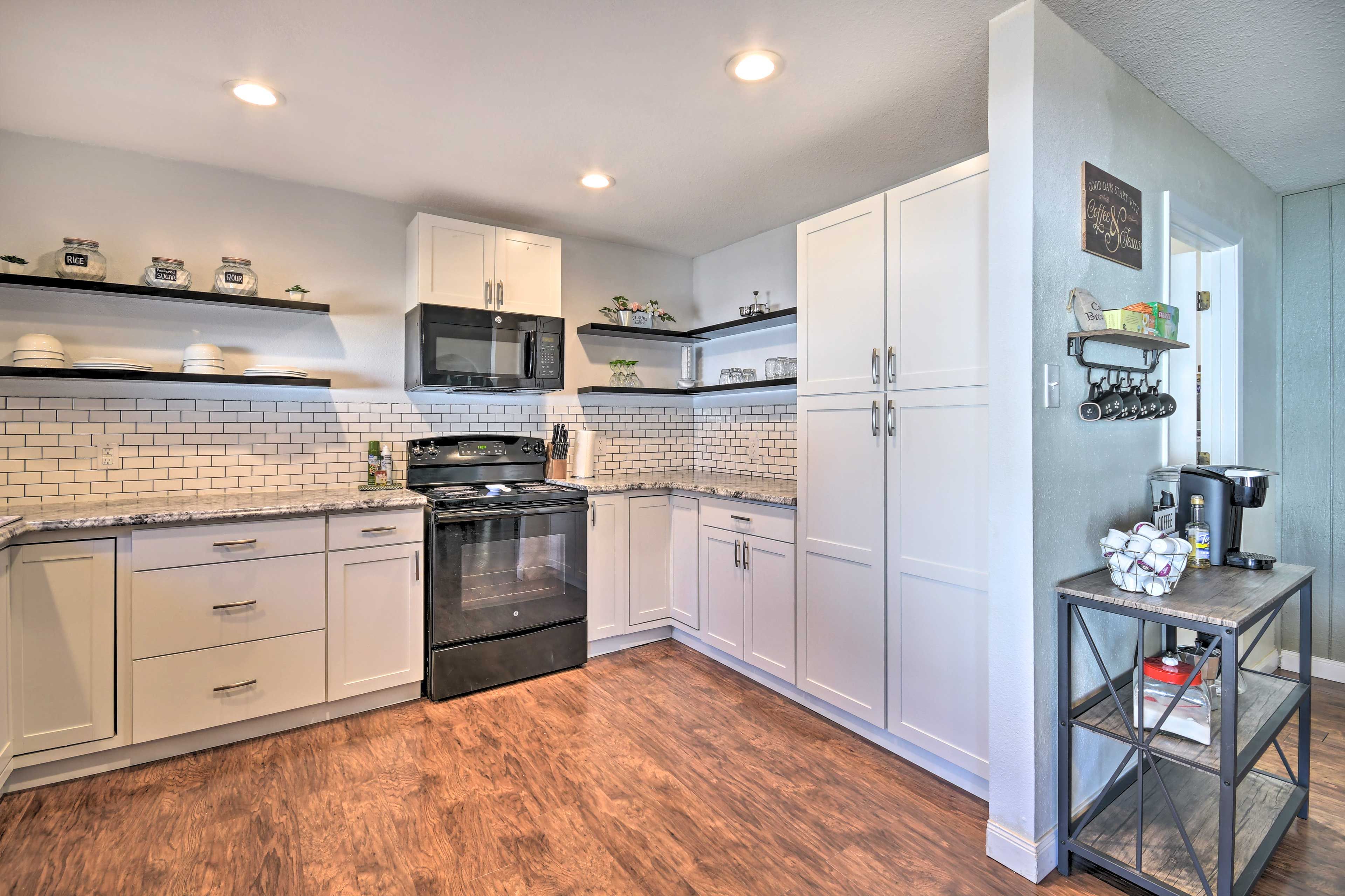 Kitchen | Blender | Toaster | Cooking Basics