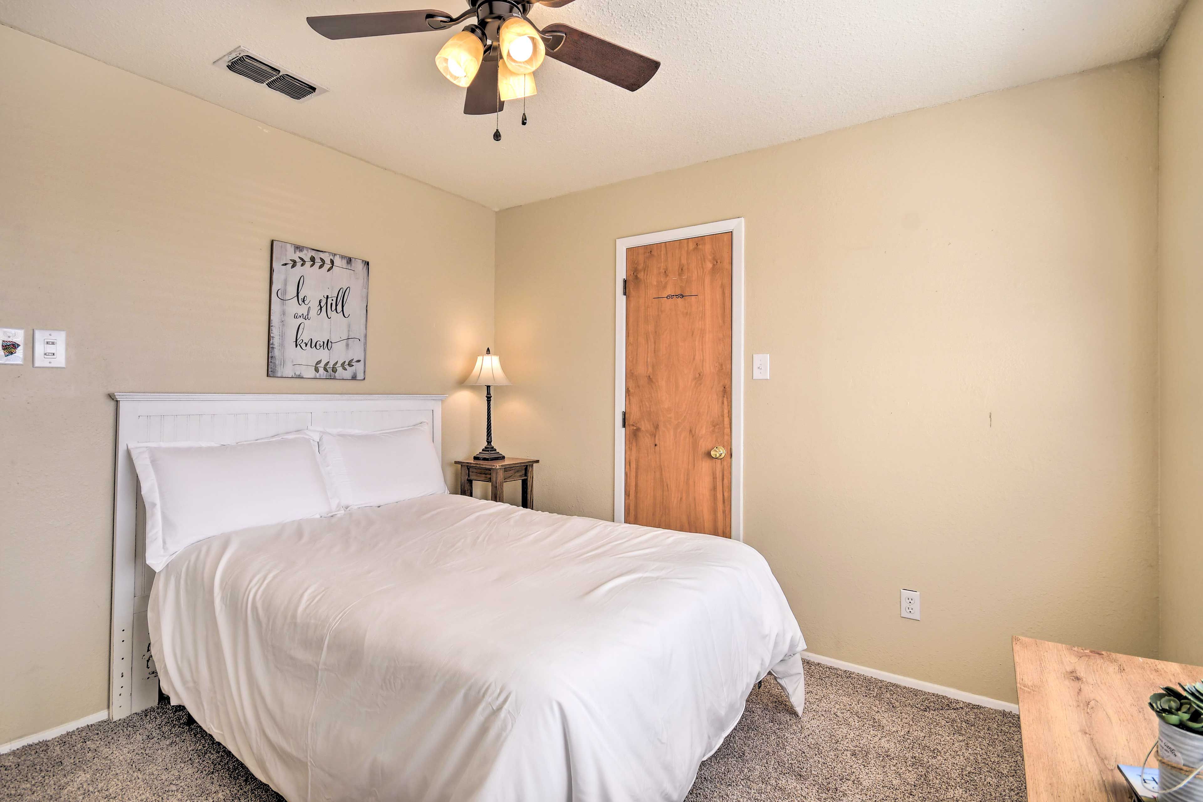 Bedroom 2 | Queen Bed | Linens Provided