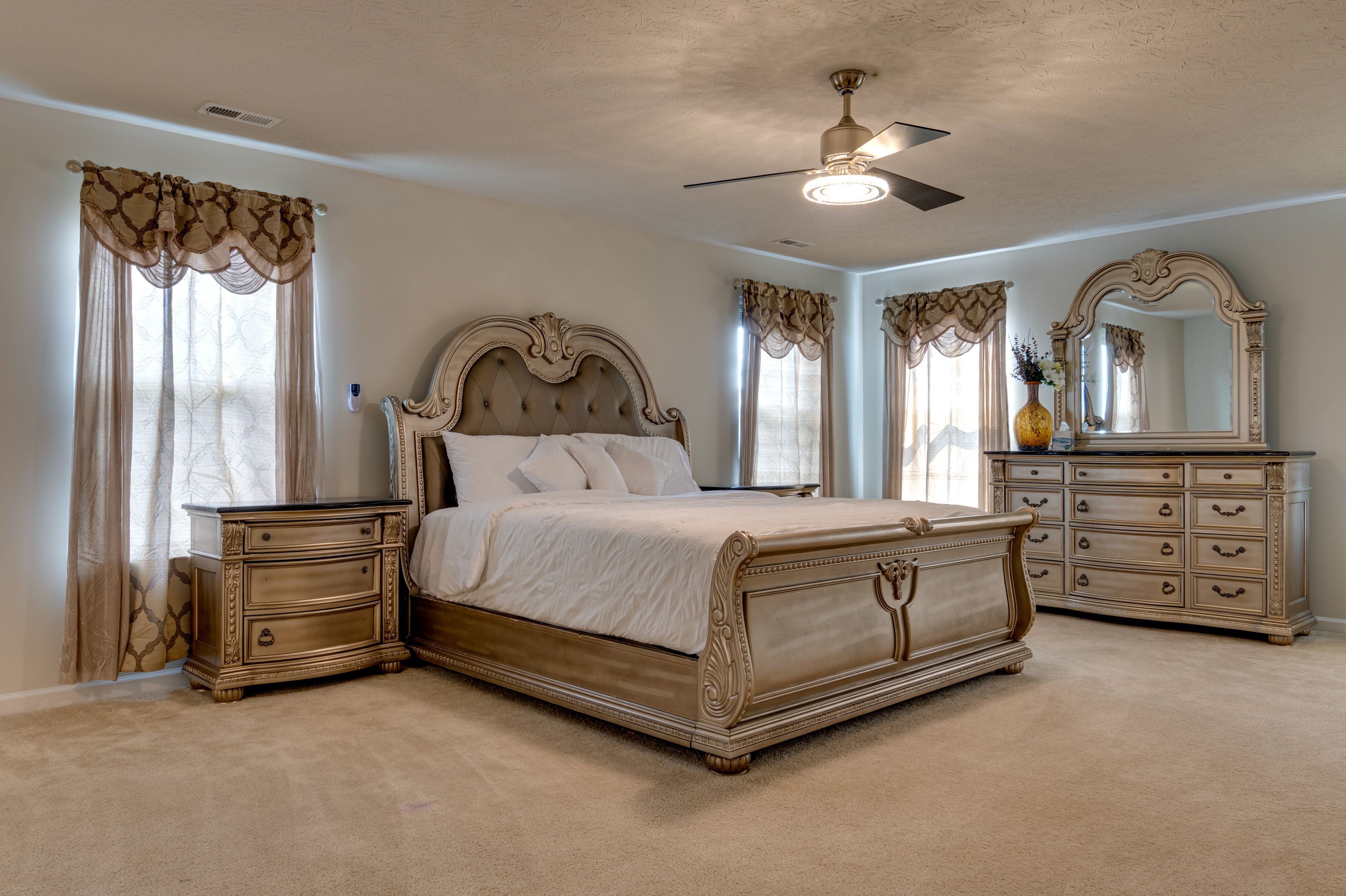 Bedroom 1 | 2nd Floor | California King Bed | Smart TV