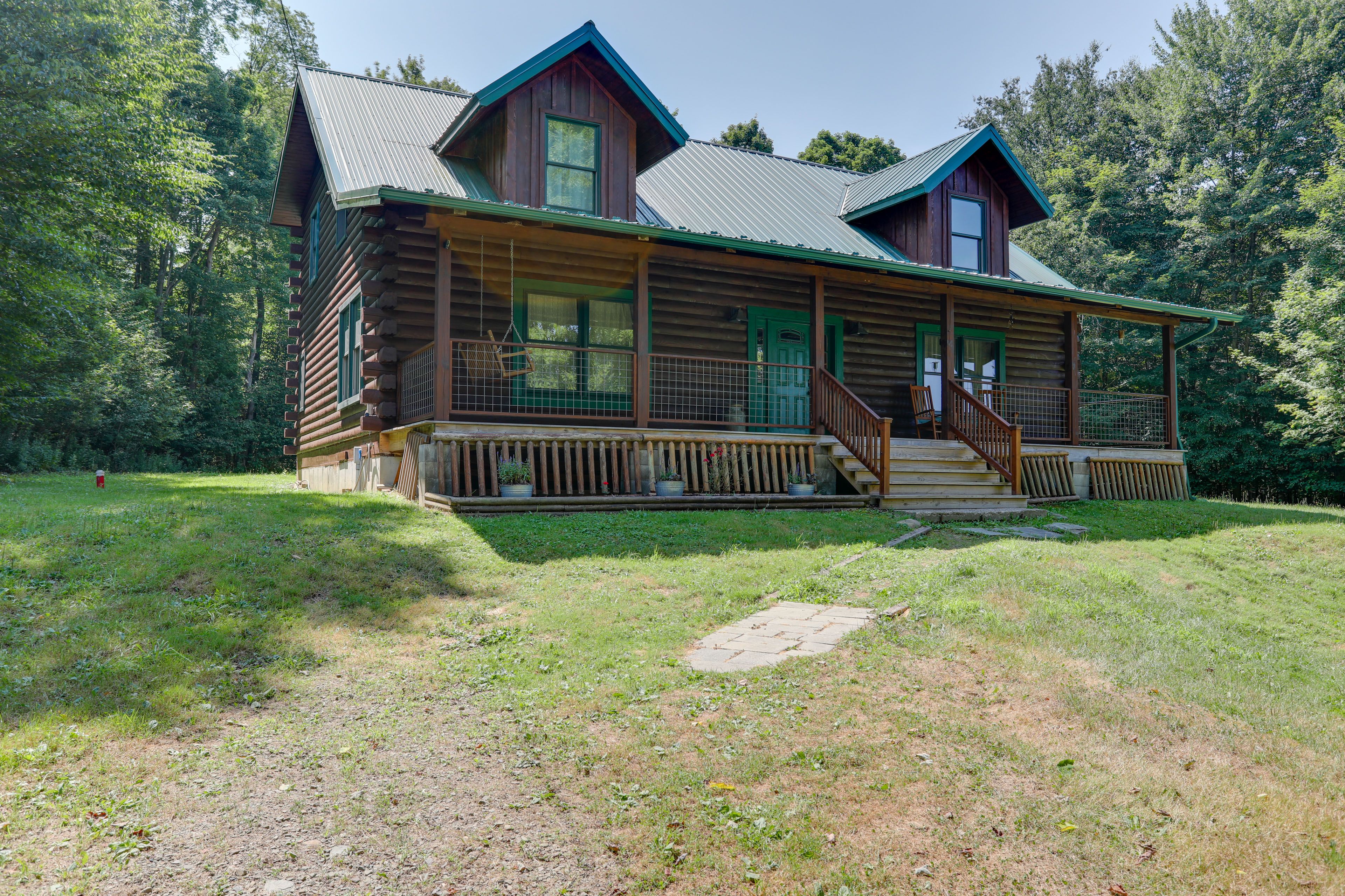 Cabin Exterior | 2 Exterior Security Cameras (Facing Out)